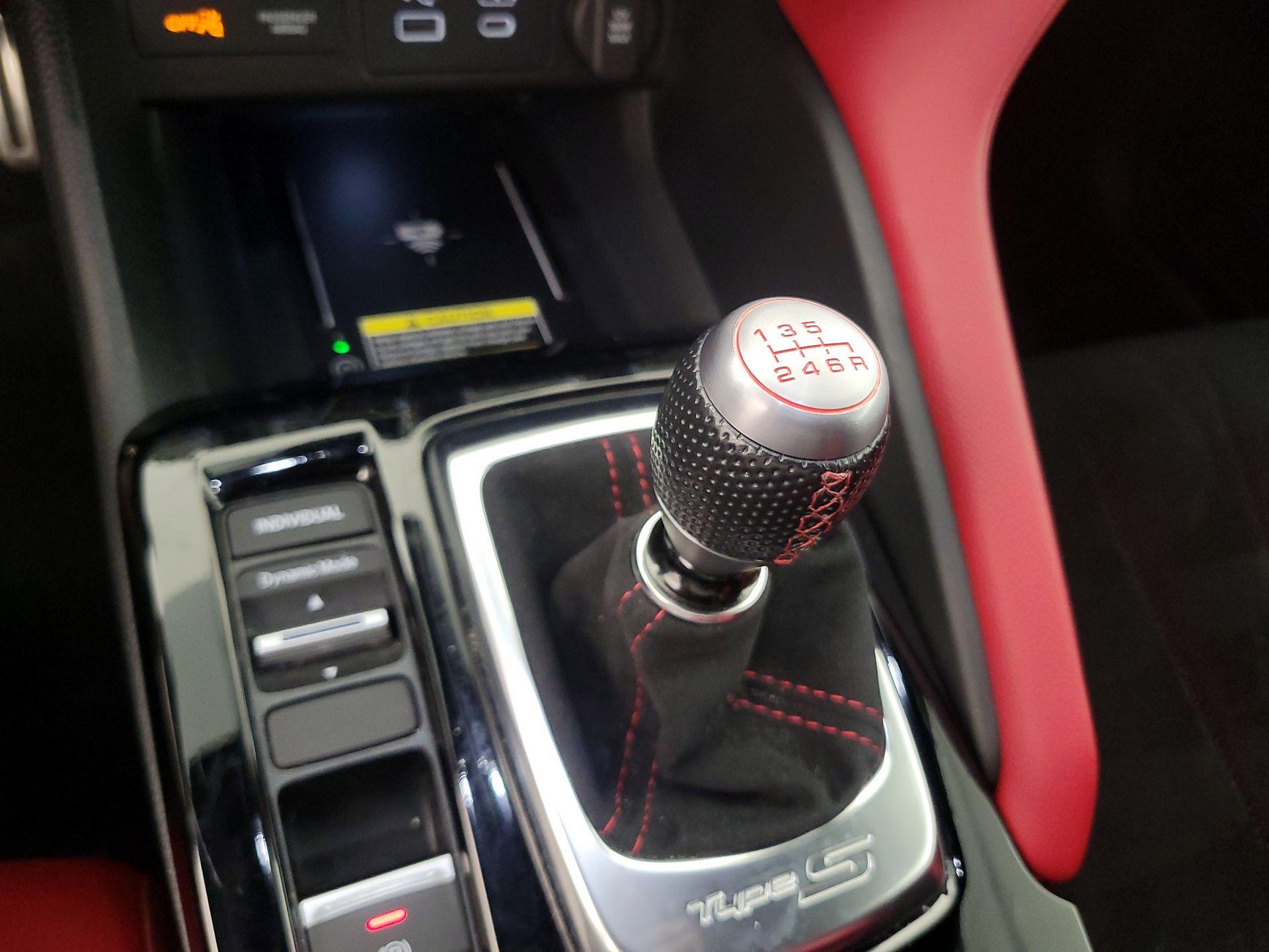 Thumbnail: 2024 Acura Integra - 16