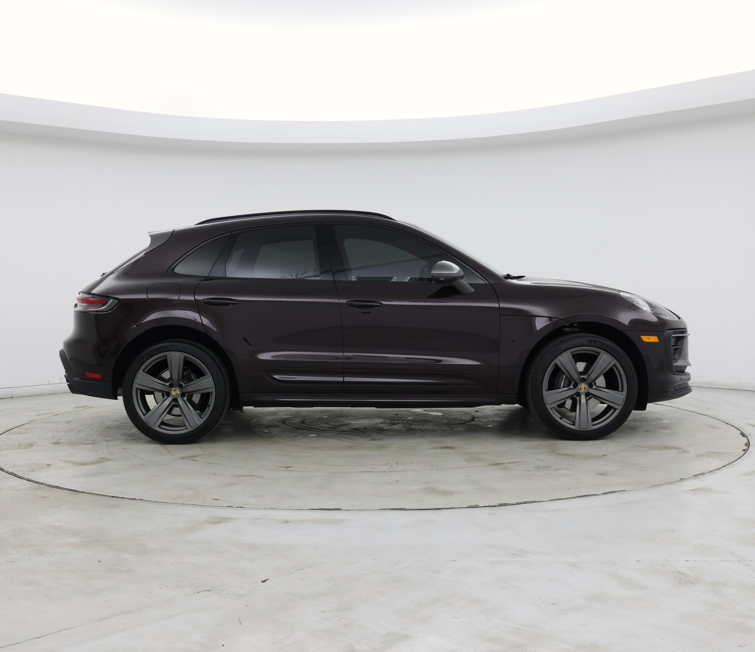 Thumbnail: 2023 Porsche Macan - 7