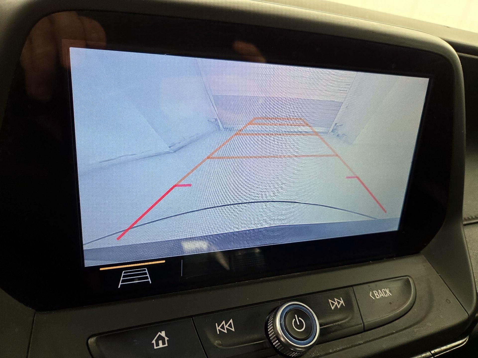 Thumbnail: 2019 Chevrolet Camaro - 13