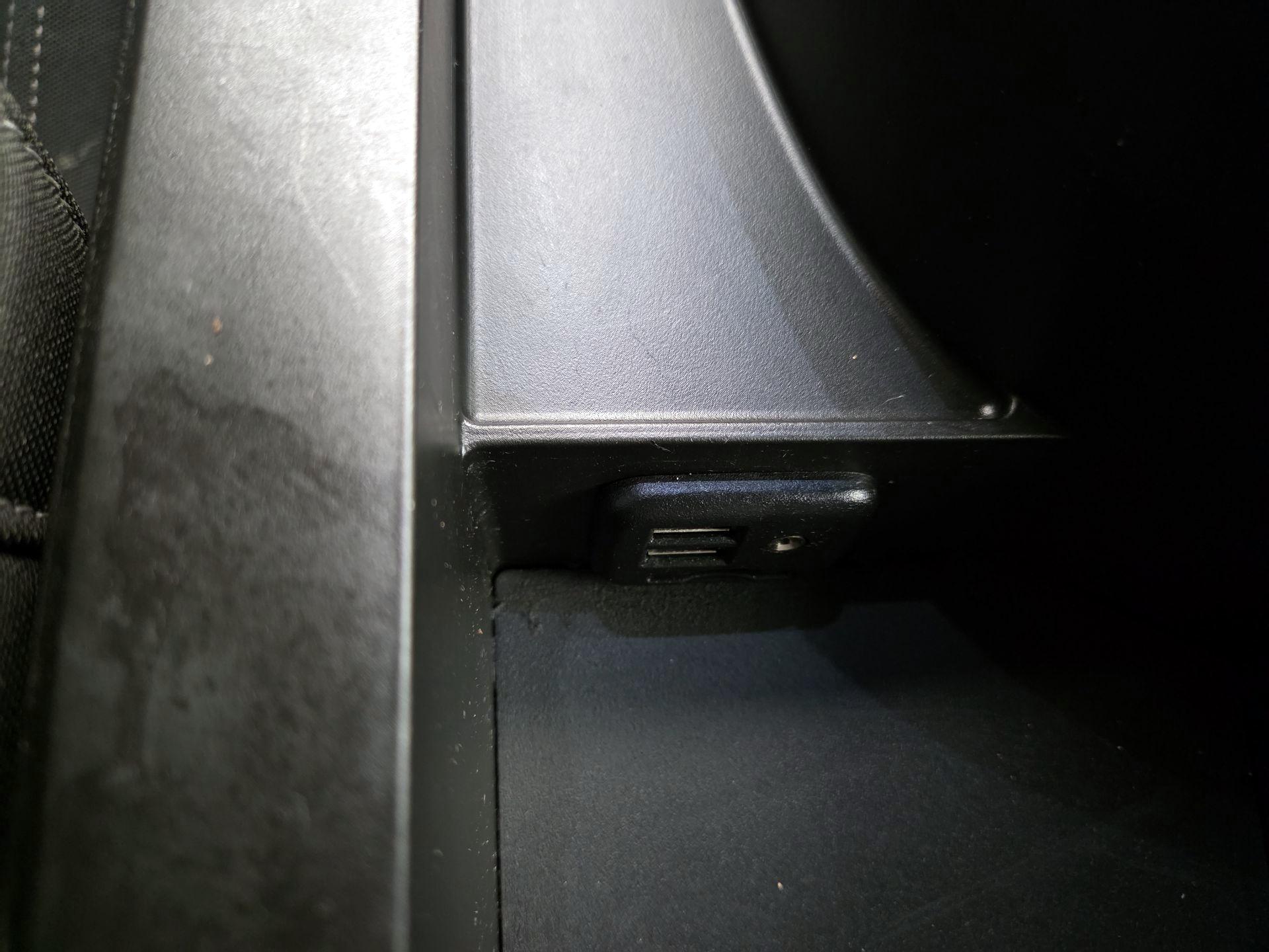 Thumbnail: 2019 Chevrolet Camaro - 17