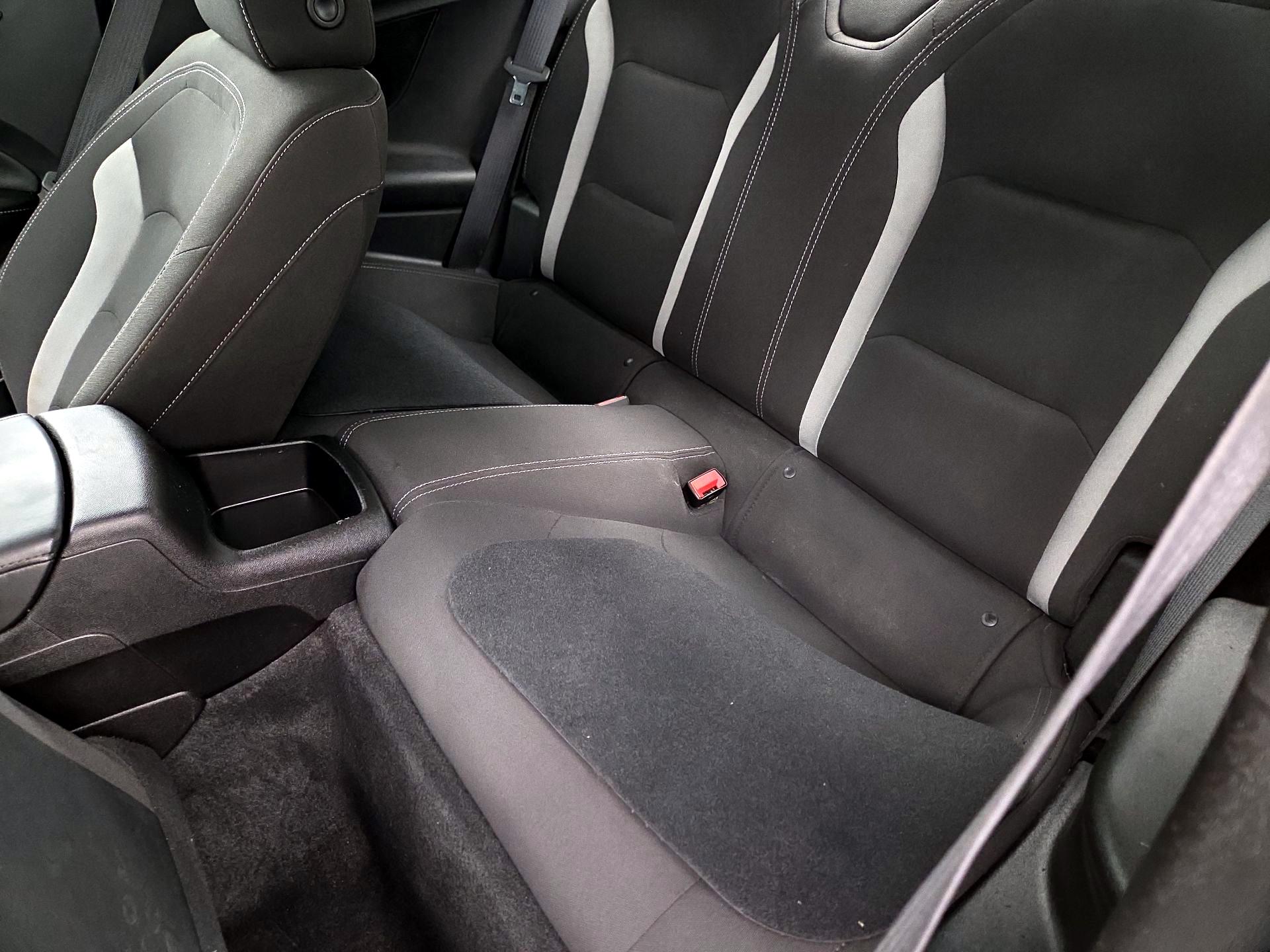 Thumbnail: 2019 Chevrolet Camaro - 18