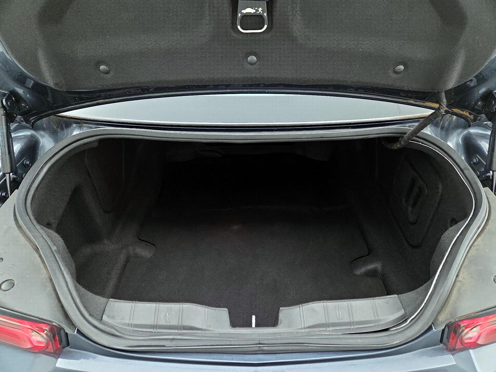 Thumbnail: 2019 Chevrolet Camaro - 19