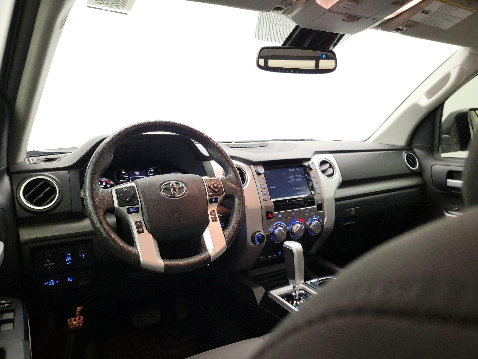 Thumbnail: 2020 Toyota Tundra - 9