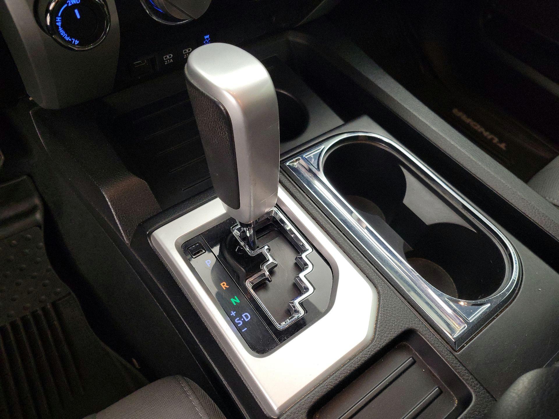 Thumbnail: 2020 Toyota Tundra - 17