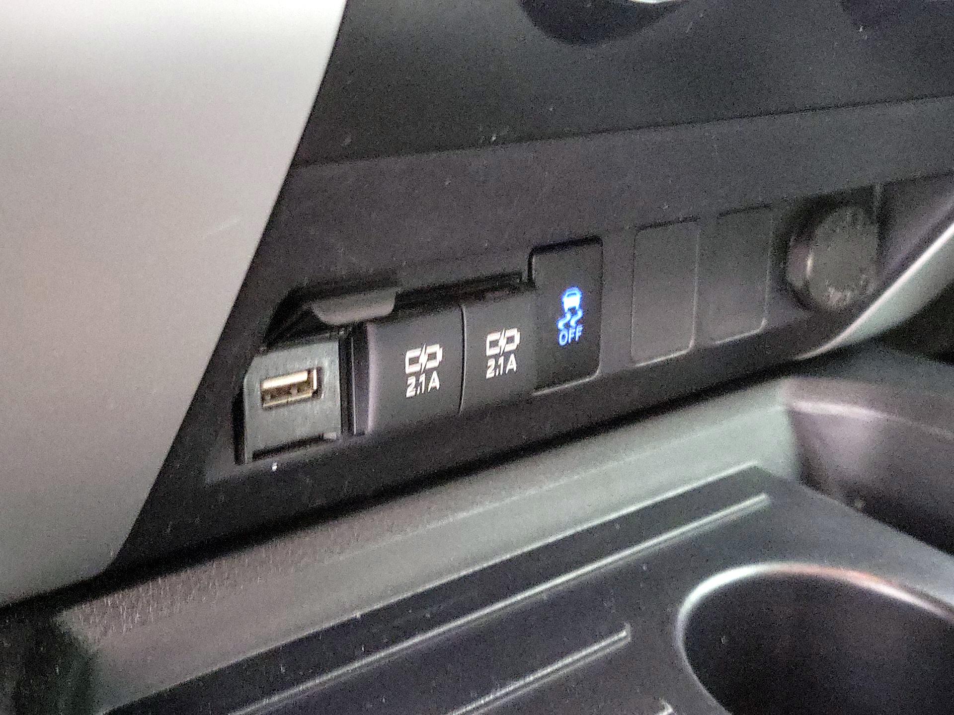 Thumbnail: 2020 Toyota Tundra - 18