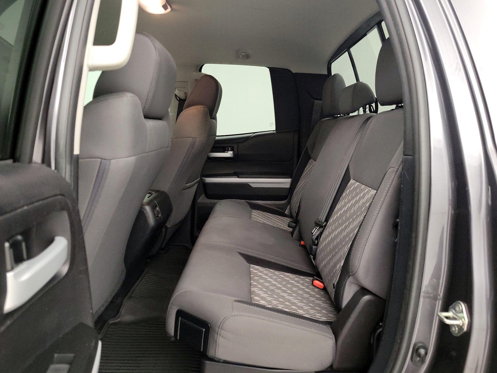 Thumbnail: 2020 Toyota Tundra - 19