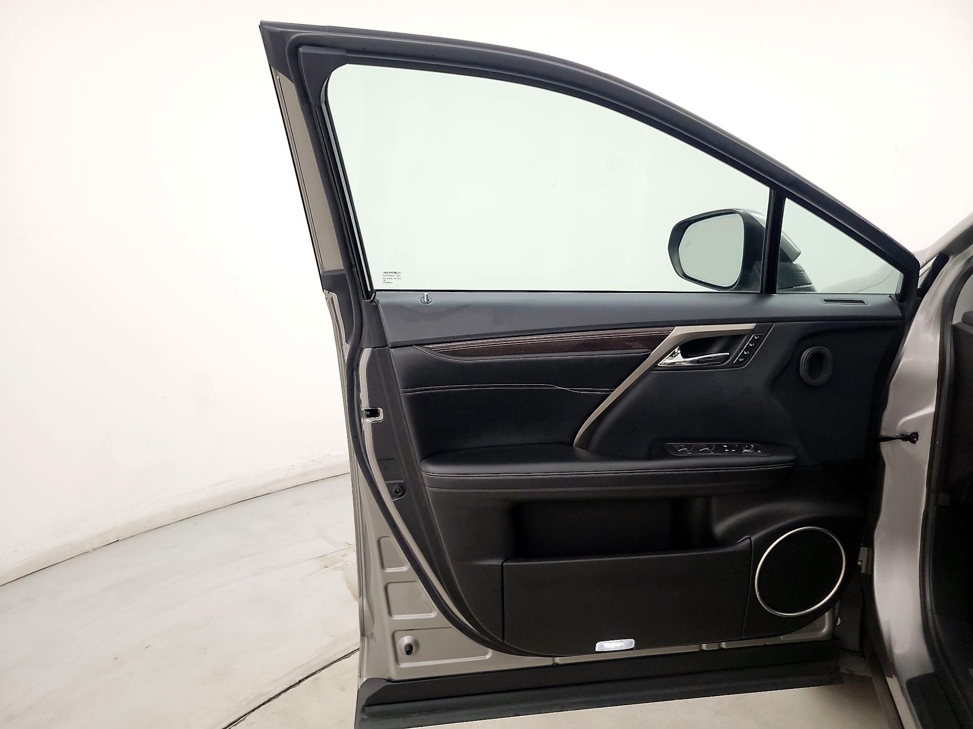 Thumbnail: 2019 Lexus RX - 12