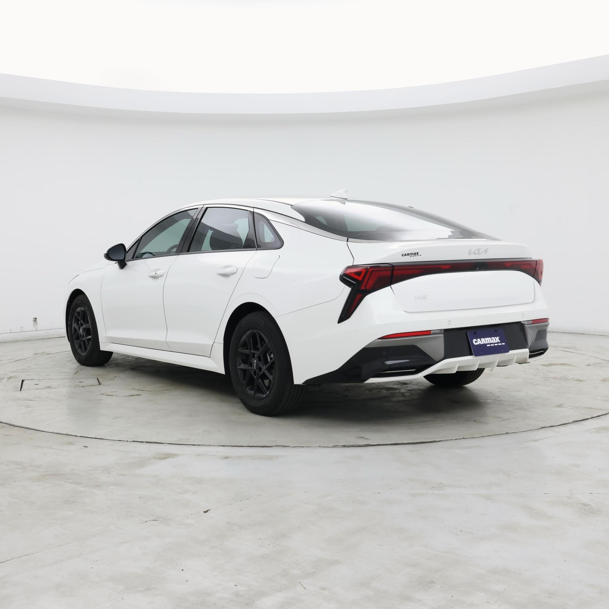 Thumbnail: 2025 Kia K5 - 2
