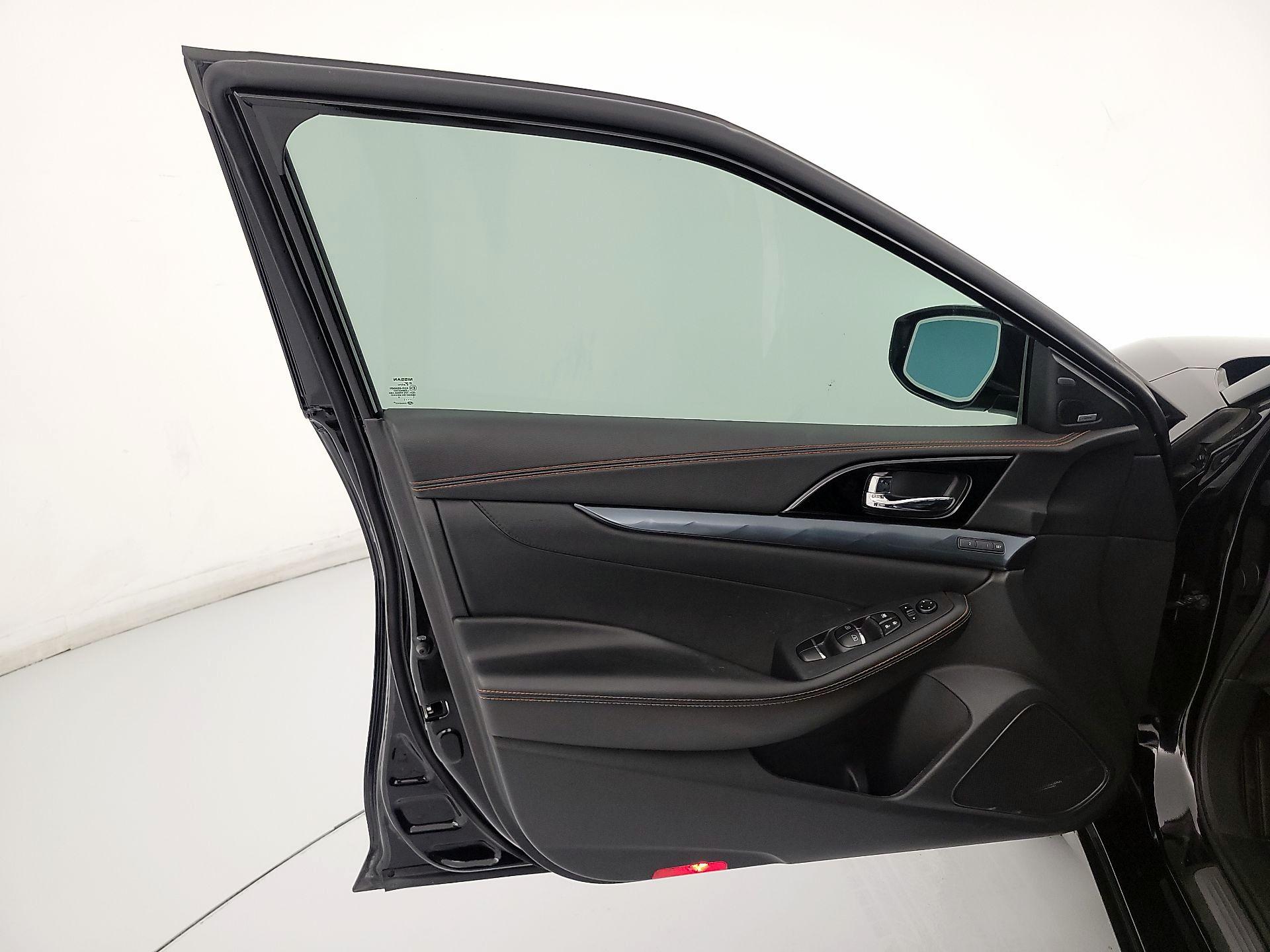 Thumbnail: 2022 Nissan Maxima - 12