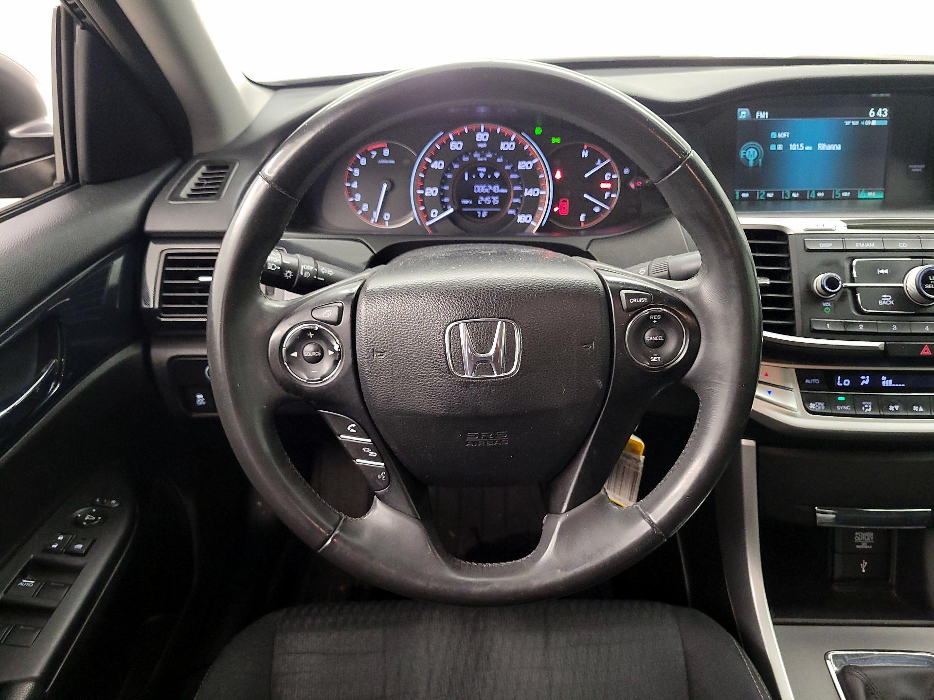 Thumbnail: 2015 Honda Accord - 10