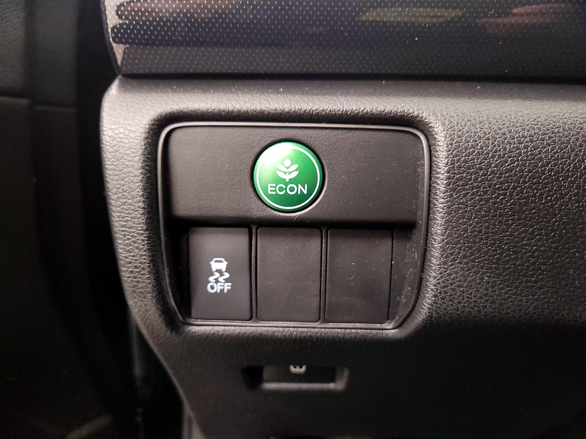 Thumbnail: 2015 Honda Accord - 13