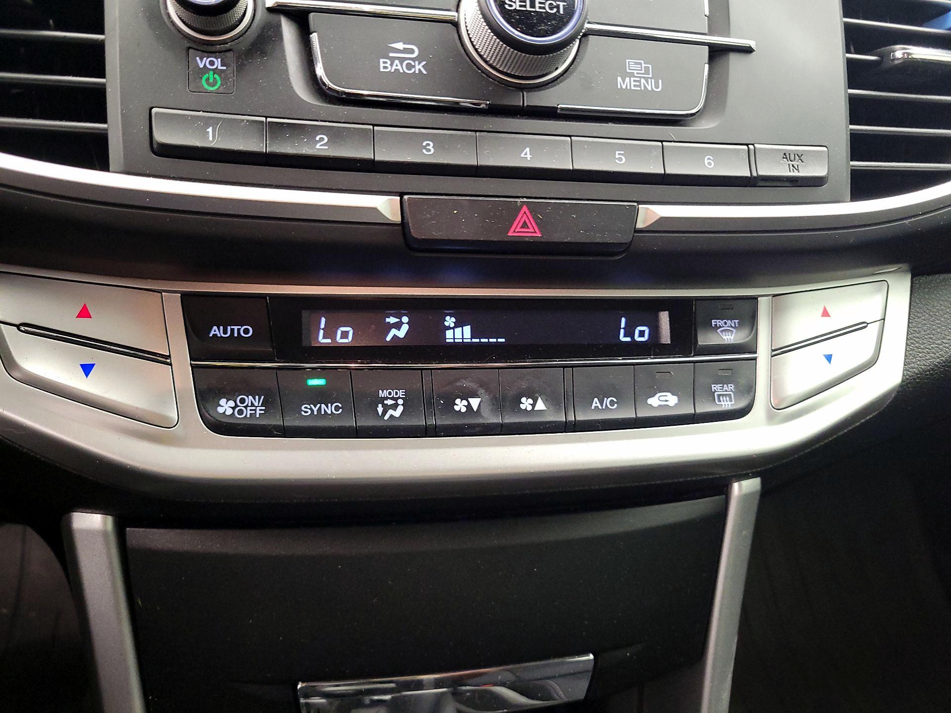 Thumbnail: 2015 Honda Accord - 16