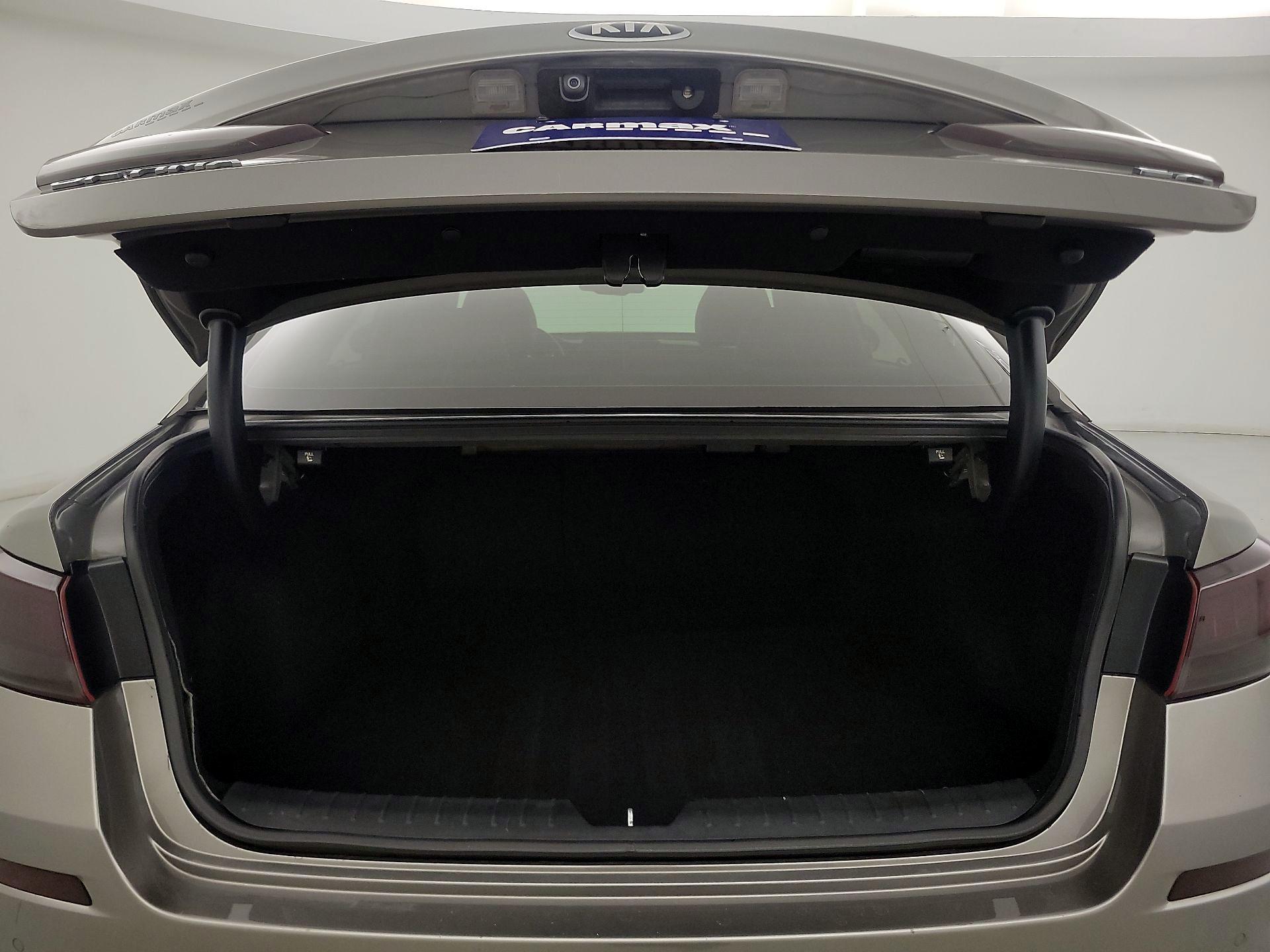 Thumbnail: 2019 Kia Optima - 20