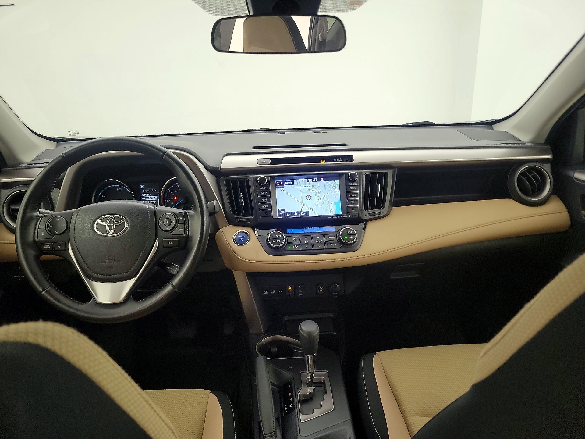 Thumbnail: 2018 Toyota RAV4 - 9