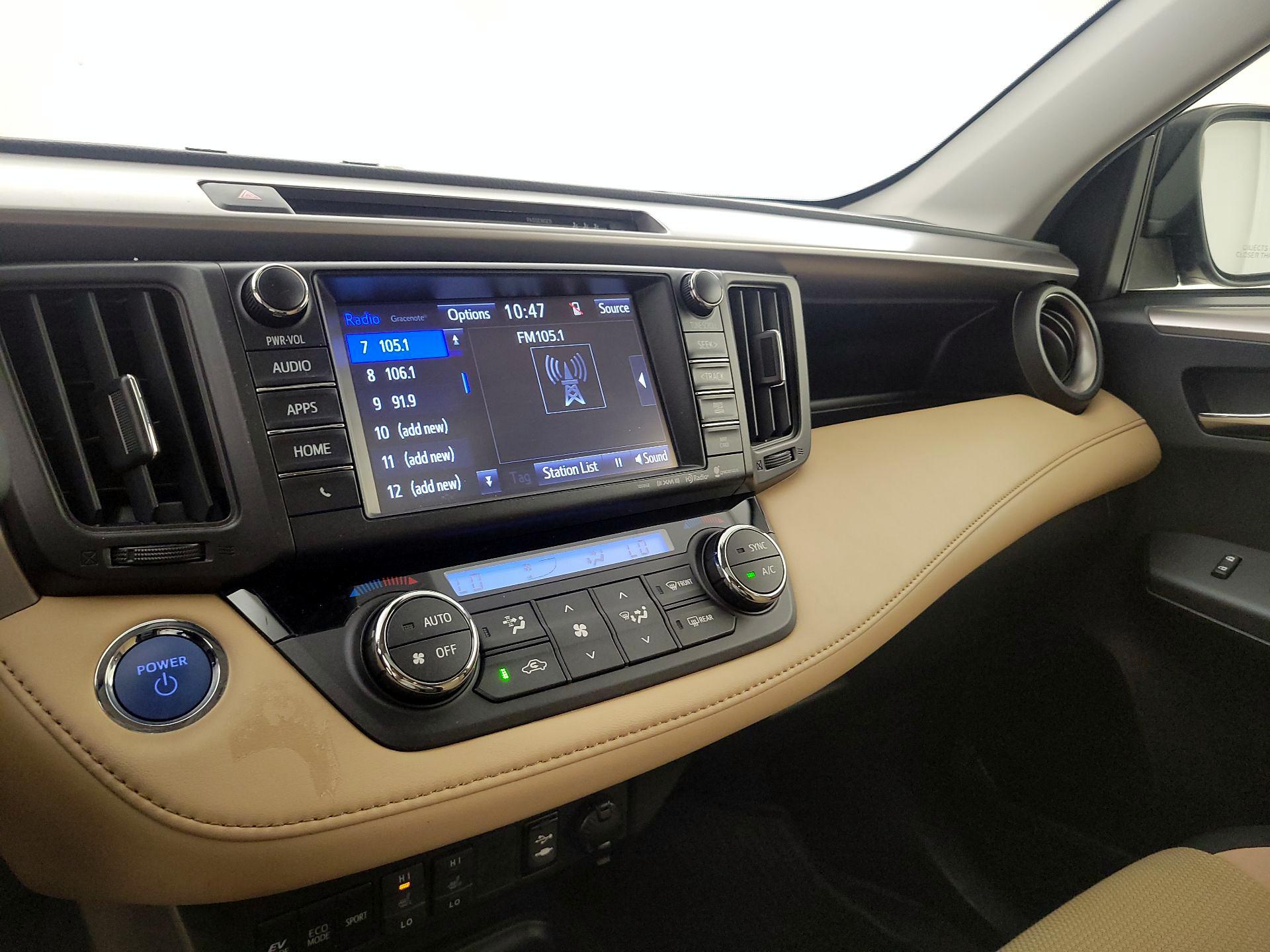 Thumbnail: 2018 Toyota RAV4 - 16