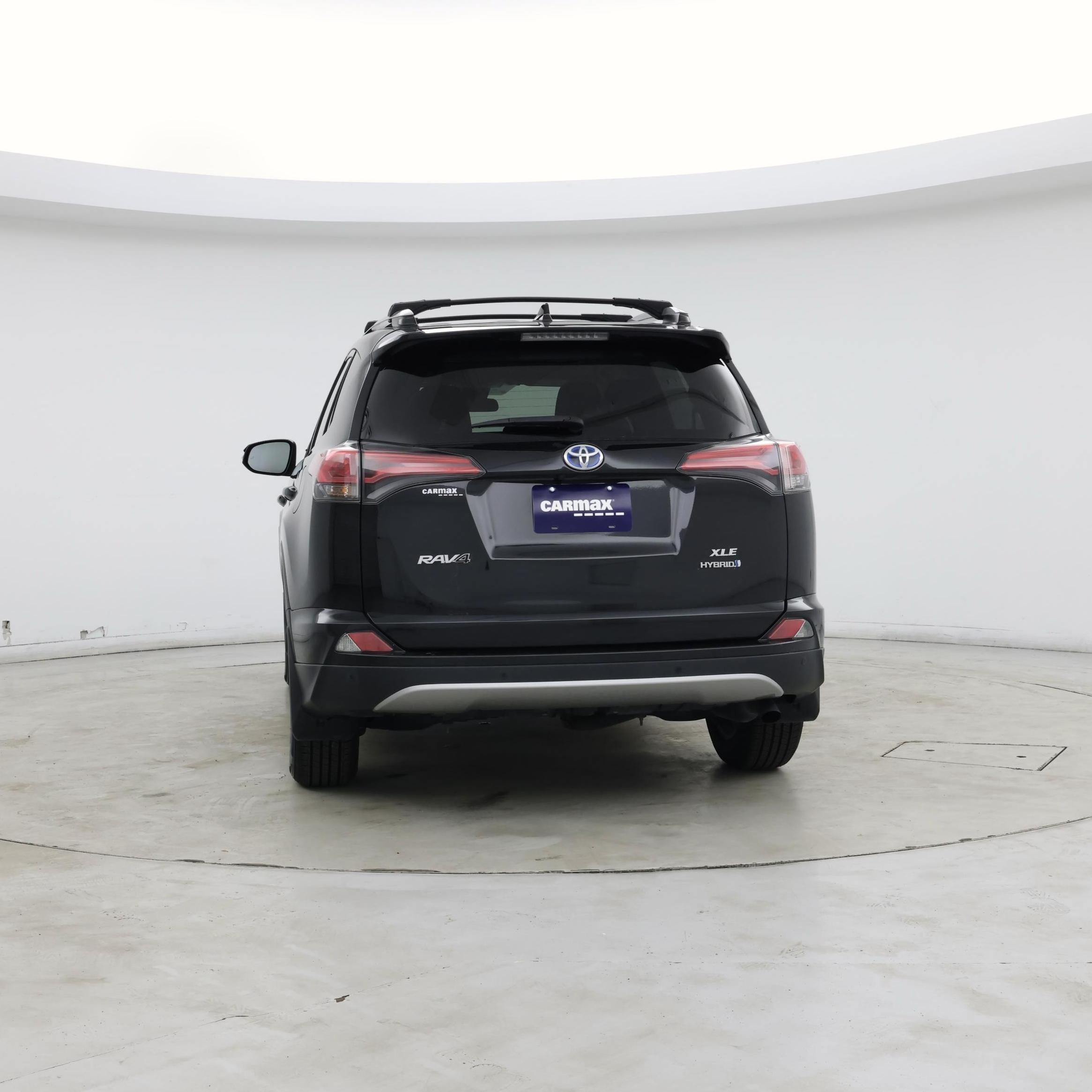 Thumbnail: 2018 Toyota RAV4 - 6