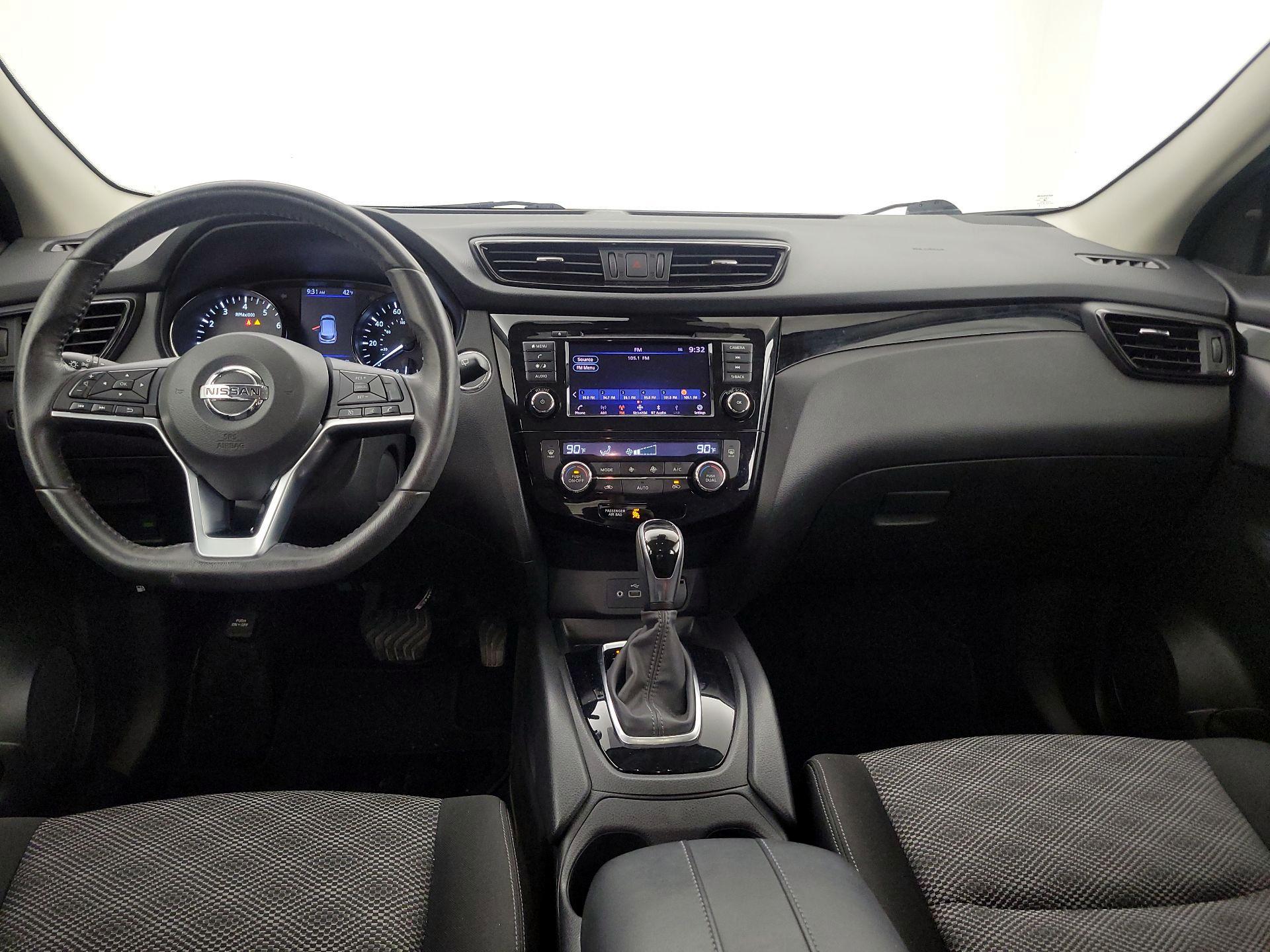 Thumbnail: 2019 Nissan Rogue Sport - 9