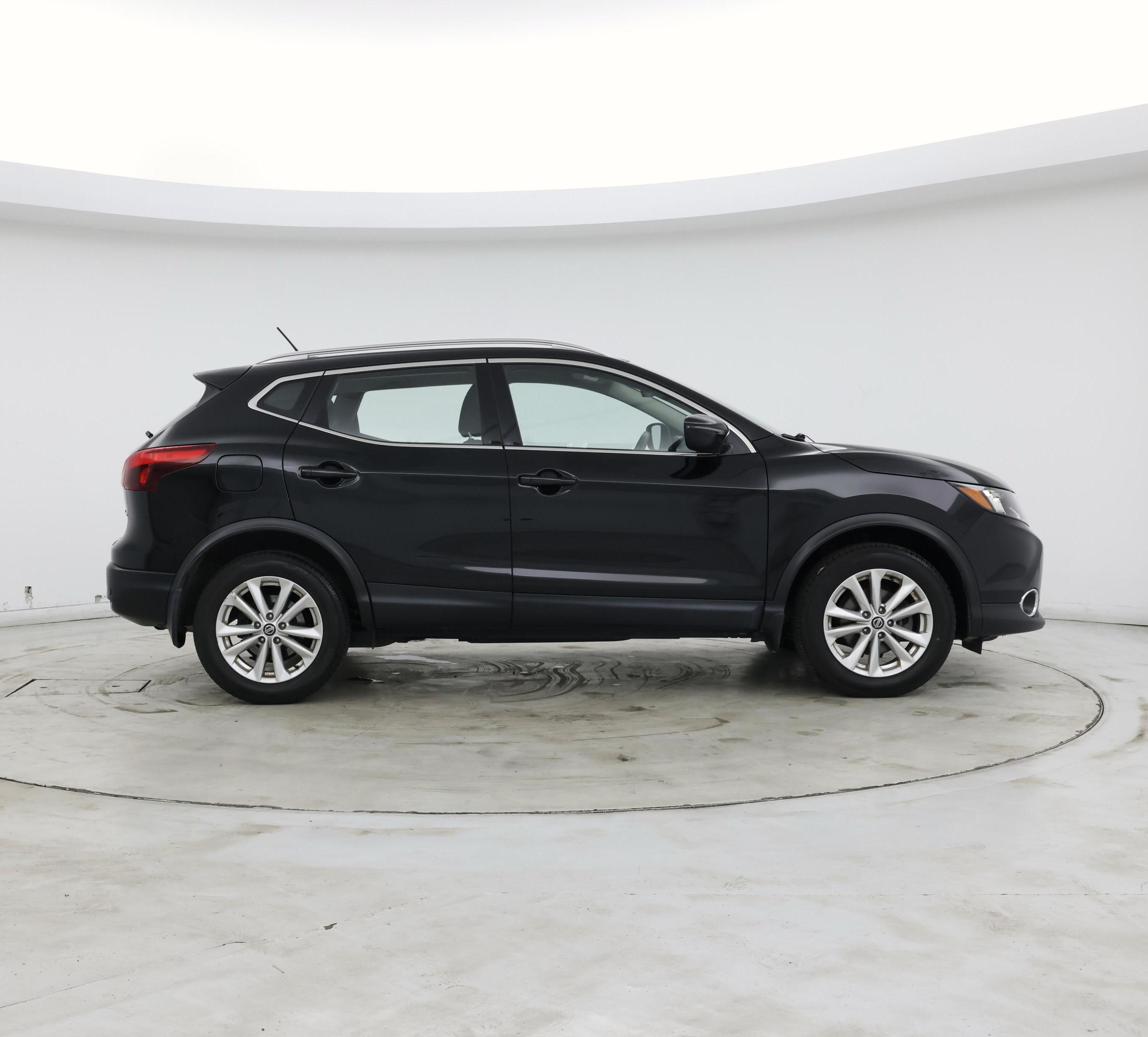 Thumbnail: 2019 Nissan Rogue Sport - 7