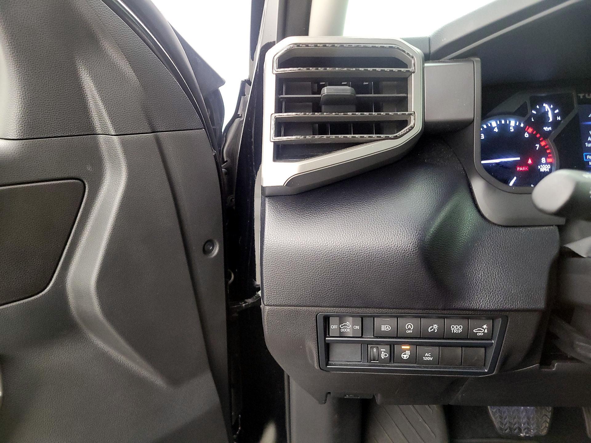 Thumbnail: 2024 Toyota Tundra - 13