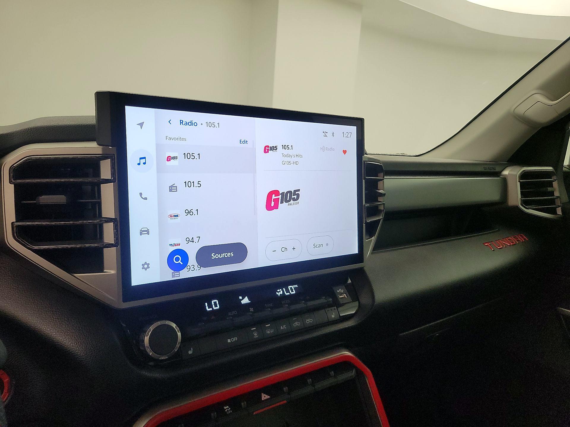 Thumbnail: 2024 Toyota Tundra - 15