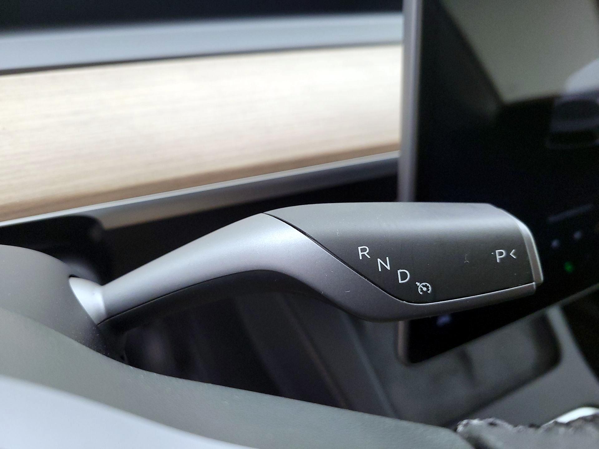 Thumbnail: 2025 Tesla Model Y - 17