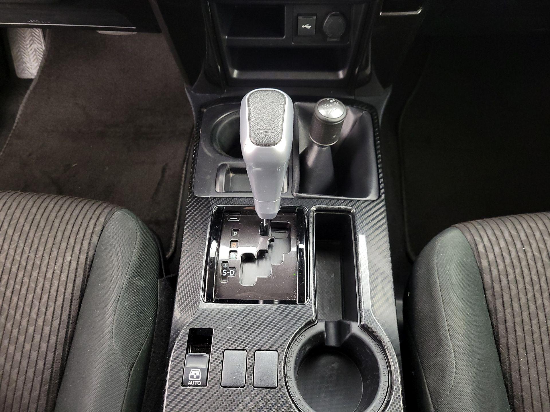 Thumbnail: 2021 Toyota 4Runner - 18