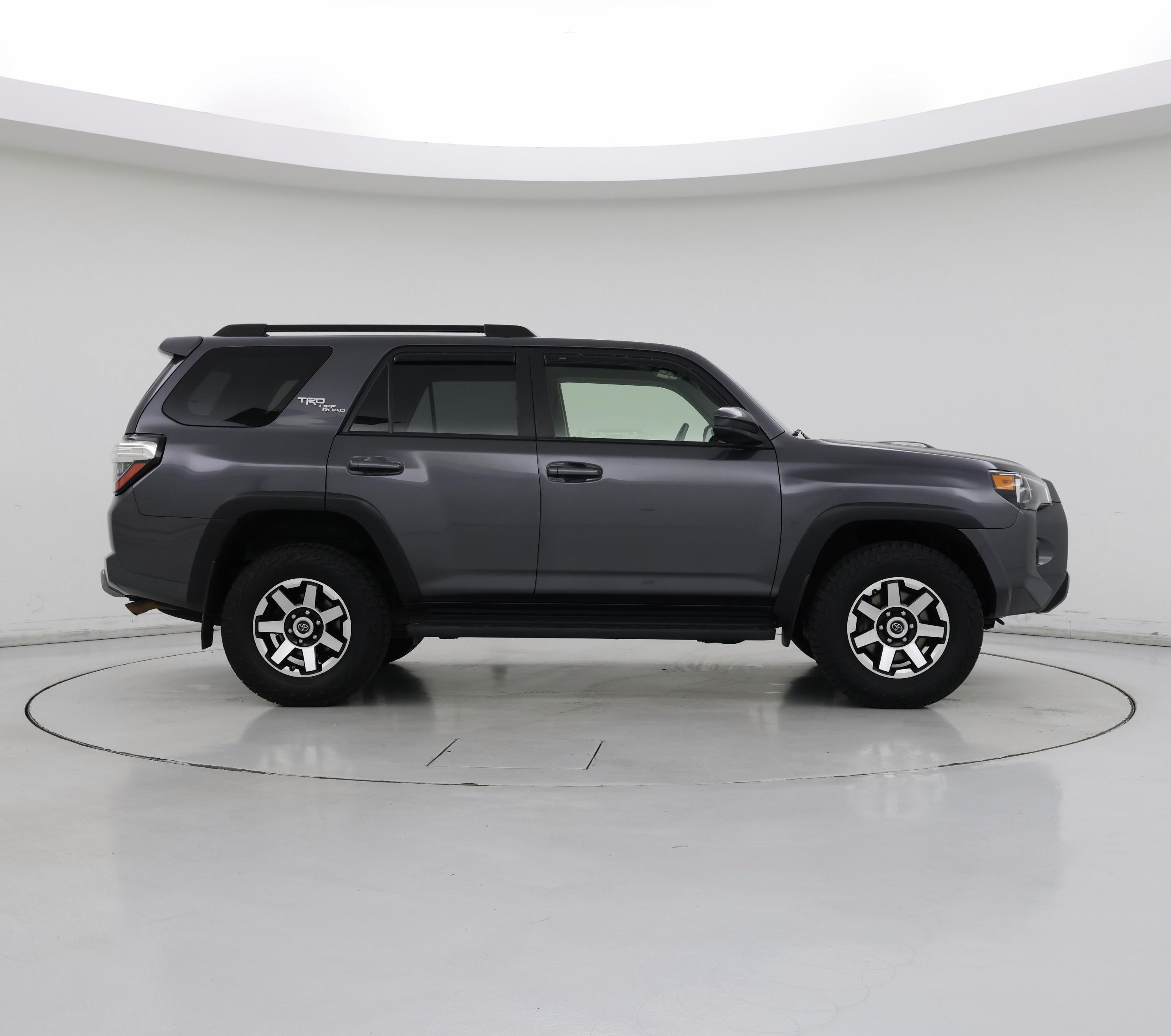 Thumbnail: 2021 Toyota 4Runner - 7