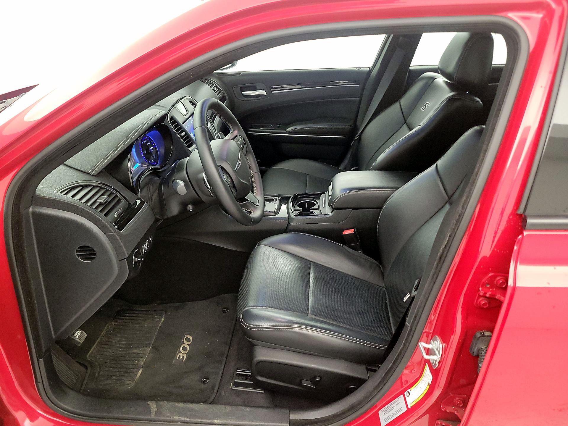 Thumbnail: 2017 Chrysler 300 - 11