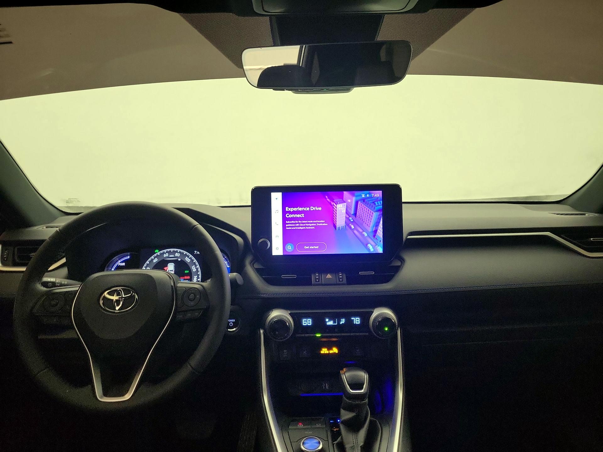 Thumbnail: 2025 Toyota RAV4 - 9