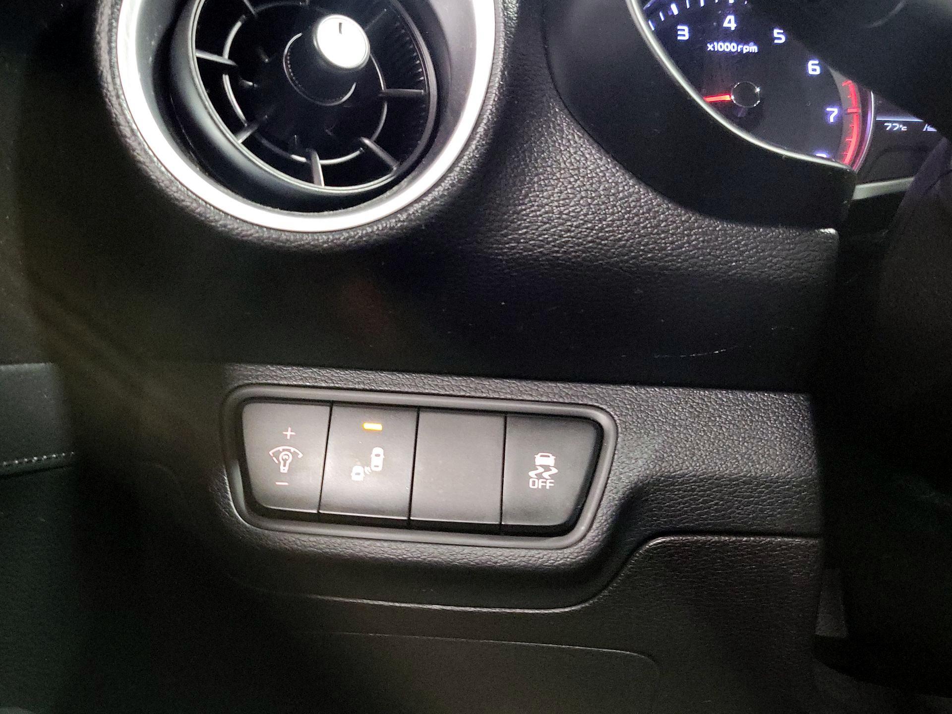 Thumbnail: 2023 Kia Forte - 13