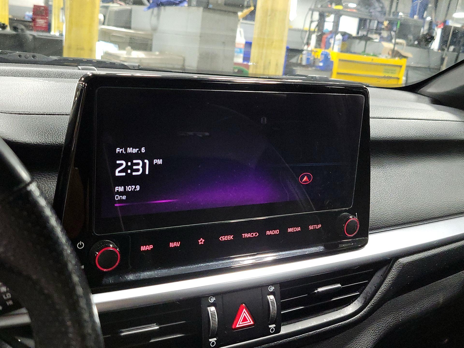 Thumbnail: 2023 Kia Forte - 15