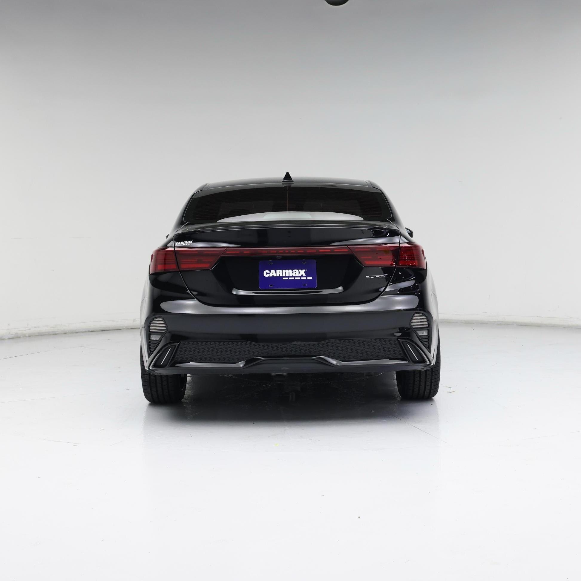 Thumbnail: 2023 Kia Forte - 6