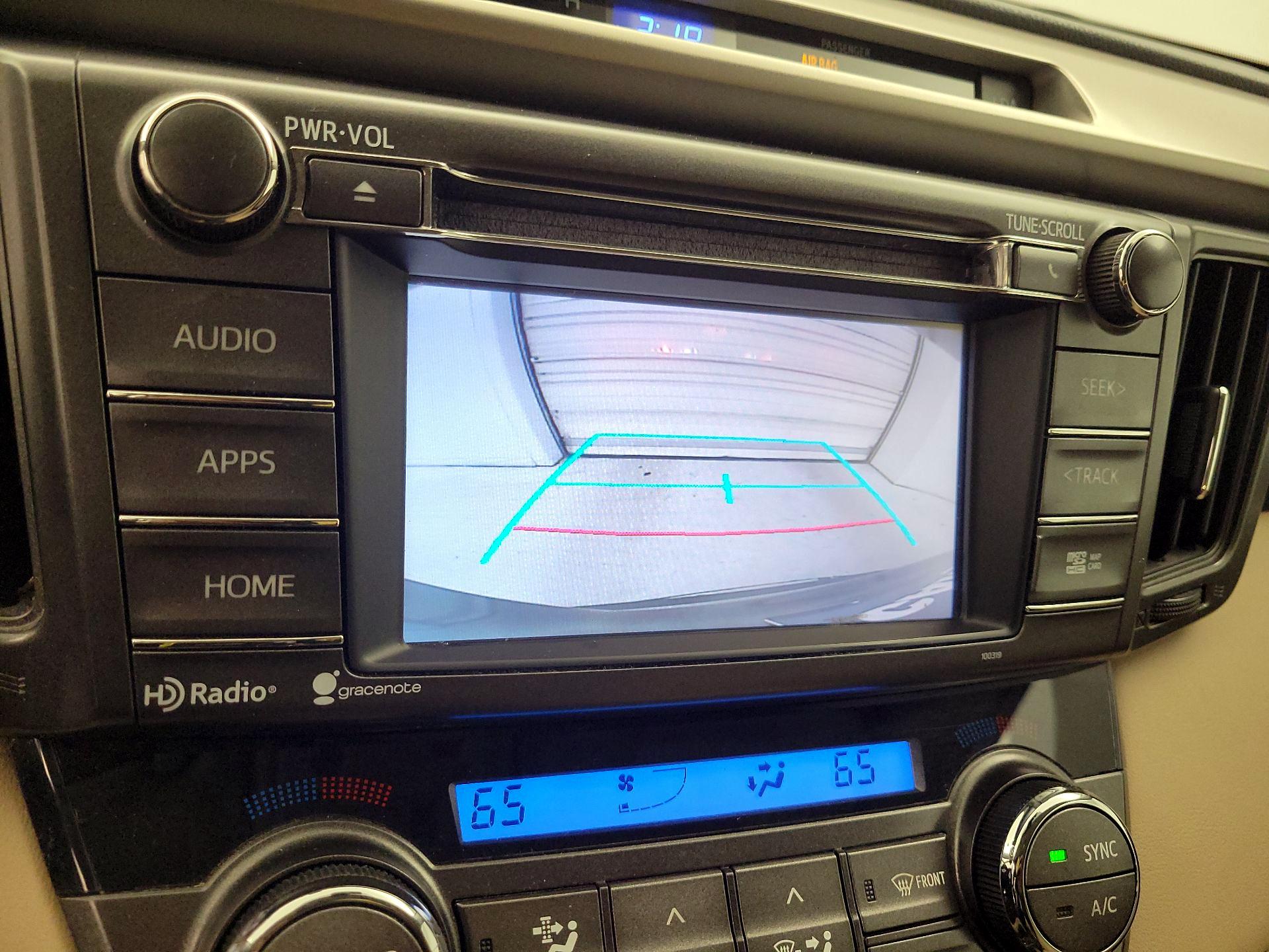 Thumbnail: 2015 Toyota RAV4 - 14