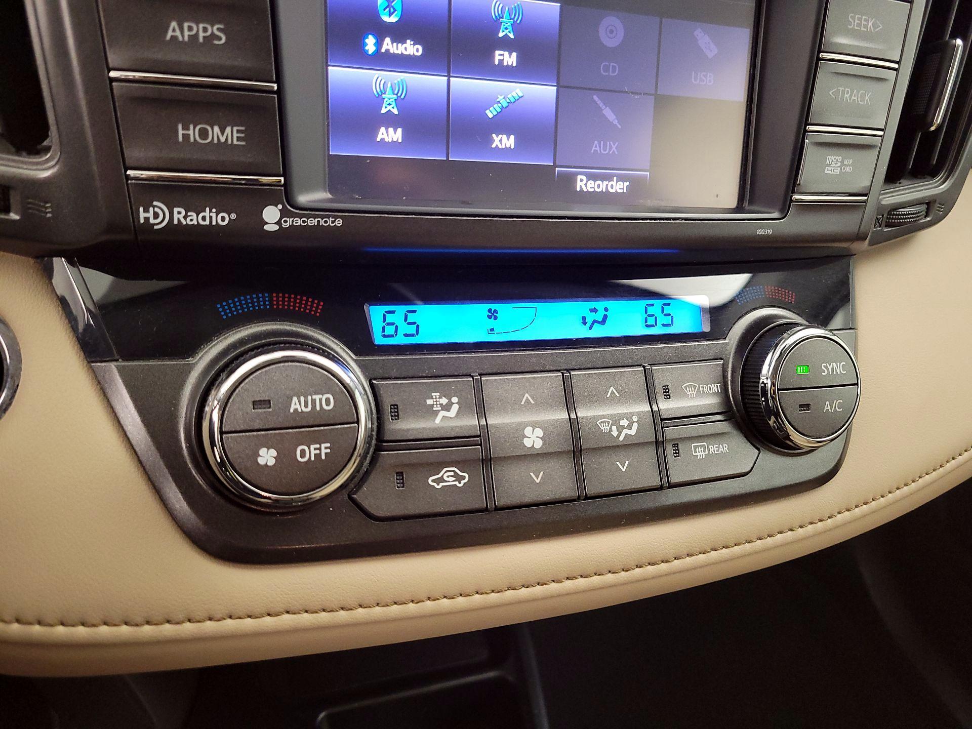 Thumbnail: 2015 Toyota RAV4 - 16