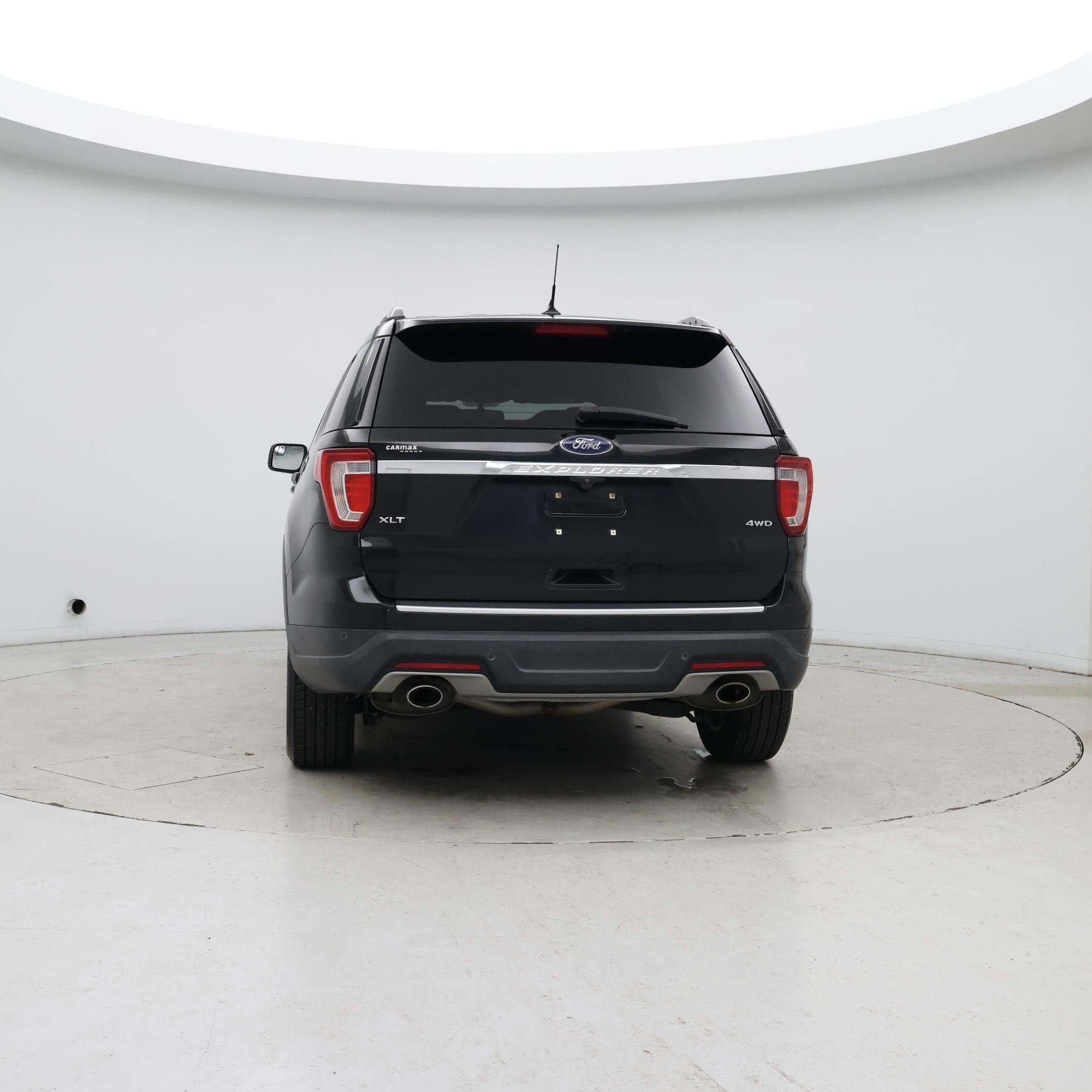 Thumbnail: 2018 Ford Explorer - 6