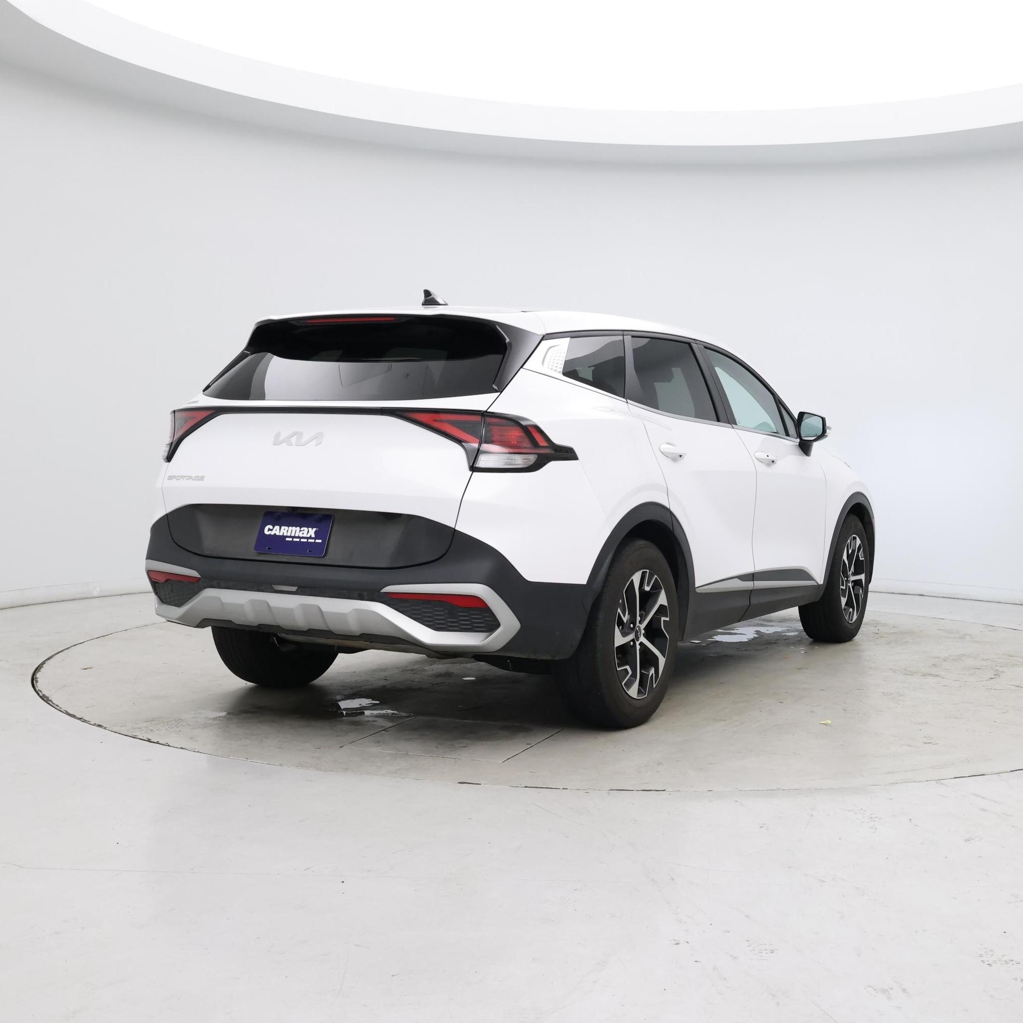 Thumbnail: 2023 Kia Sportage - 8