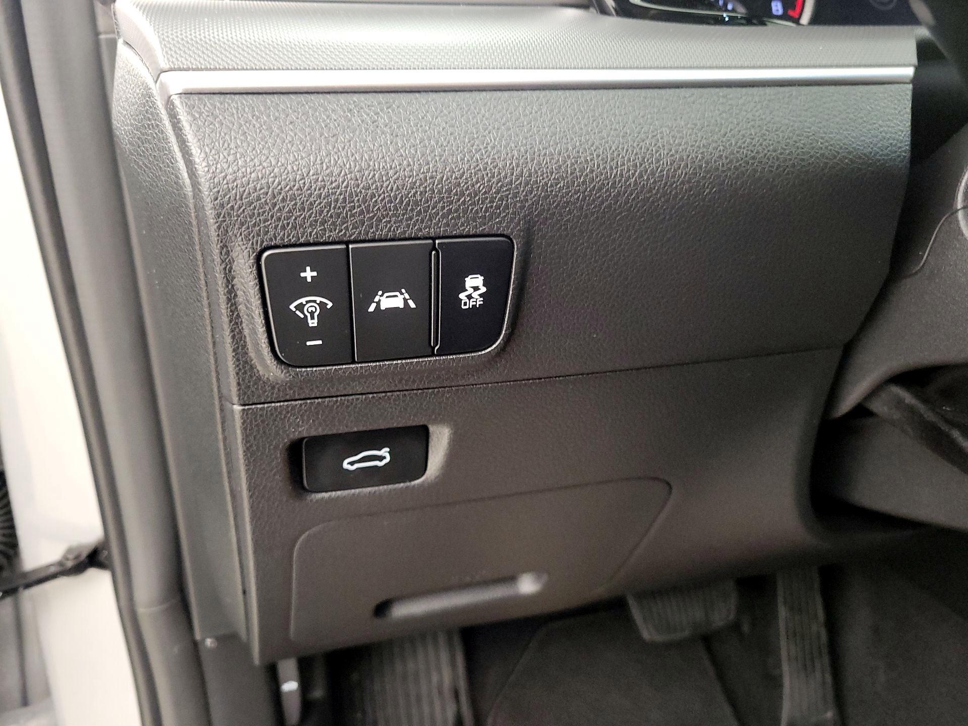 Thumbnail: 2024 Kia K5 - 13