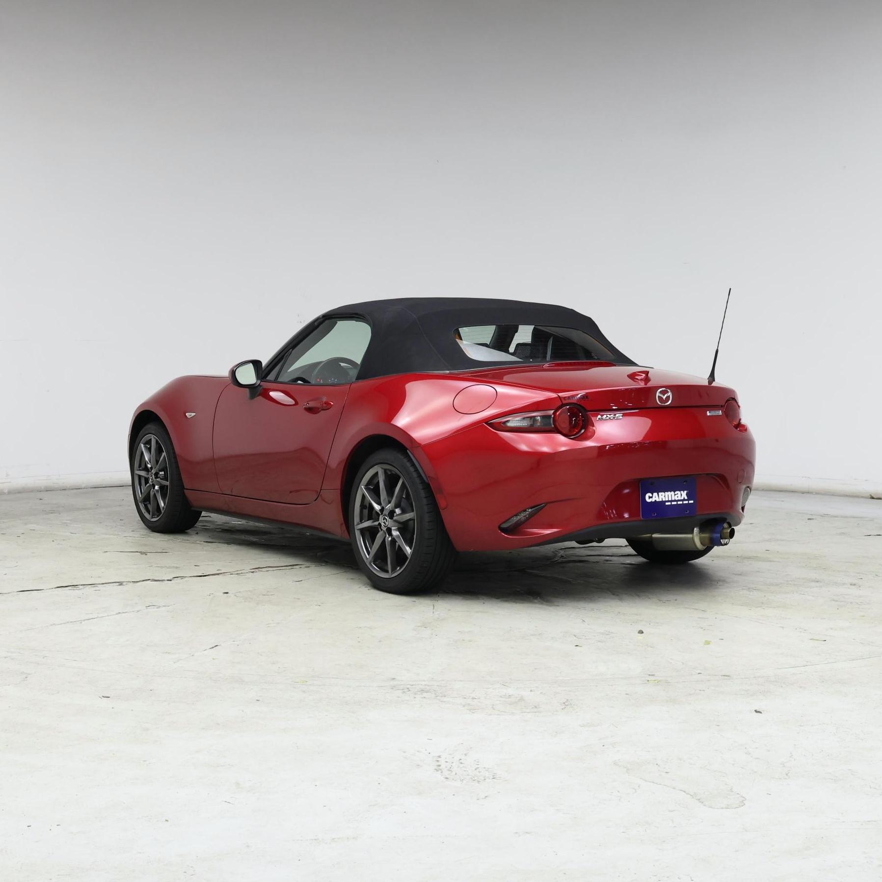 Thumbnail: 2016 Mazda MX-5 Miata - 2