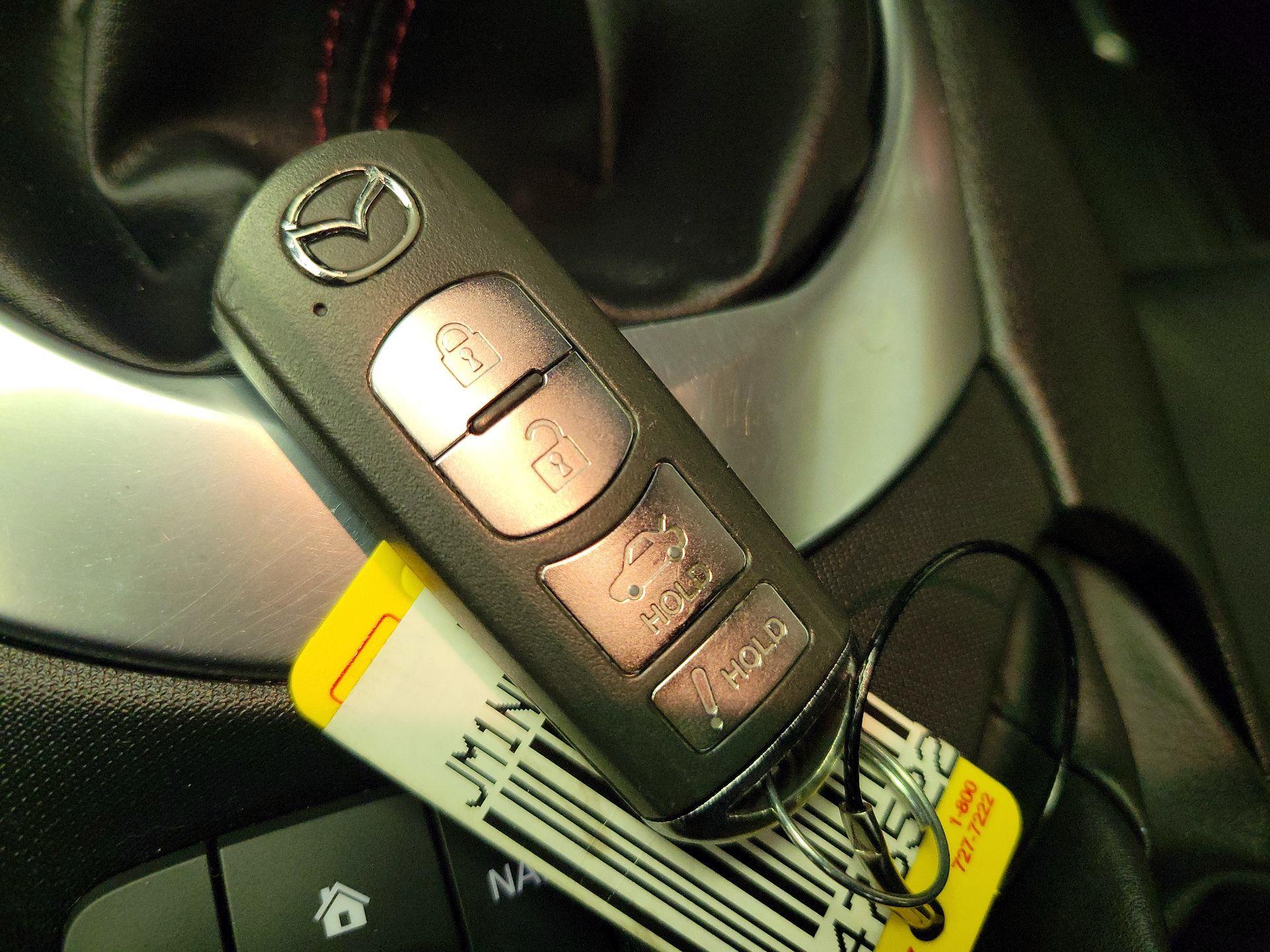 Thumbnail: 2016 Mazda MX-5 Miata - 19