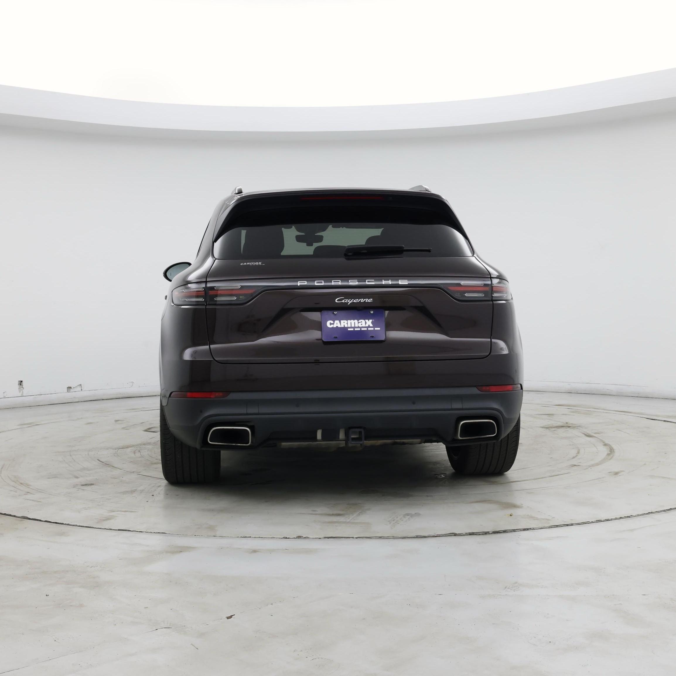 Thumbnail: 2023 Porsche Cayenne - 6
