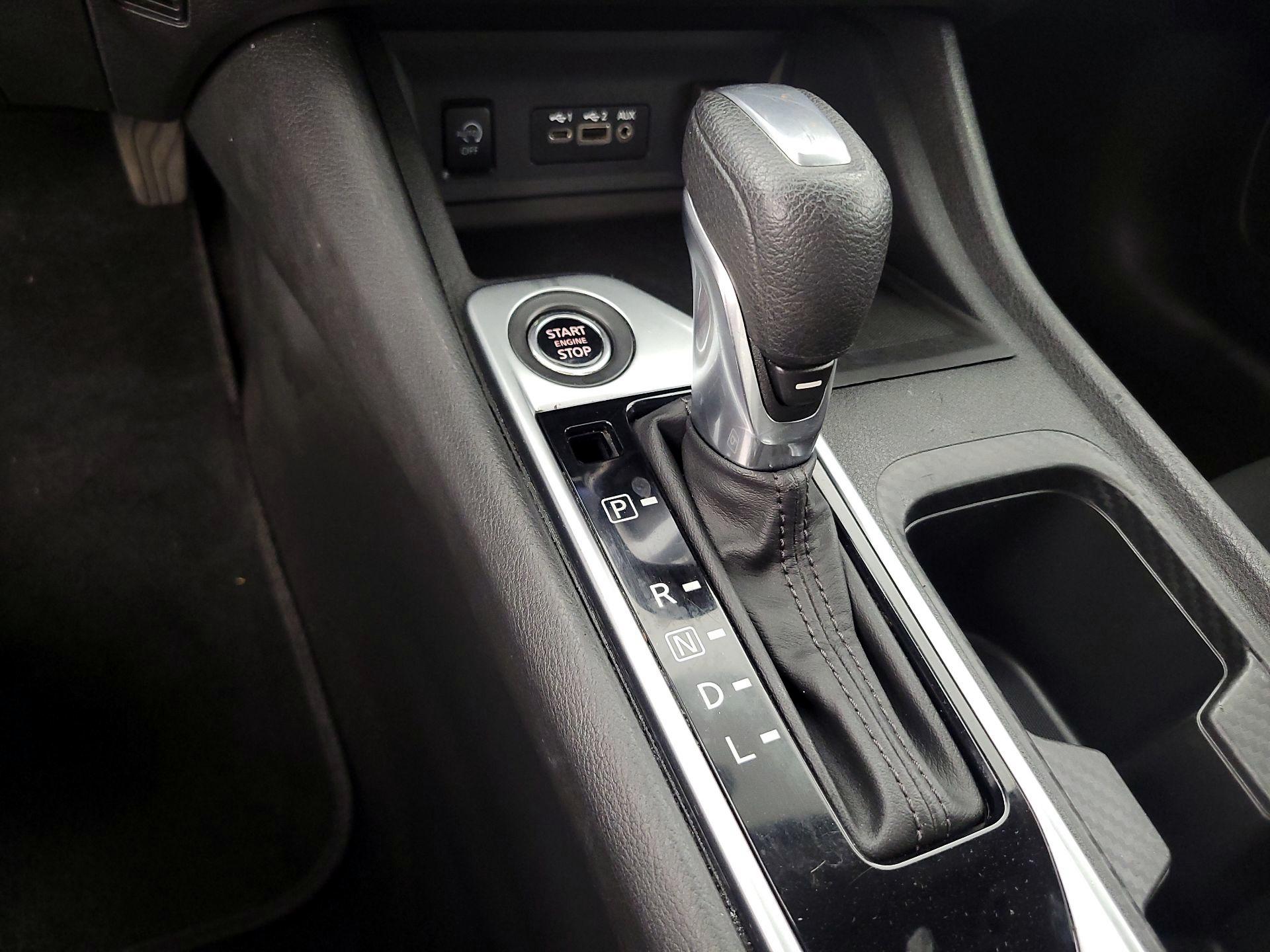 Thumbnail: 2024 Nissan Sentra - 17