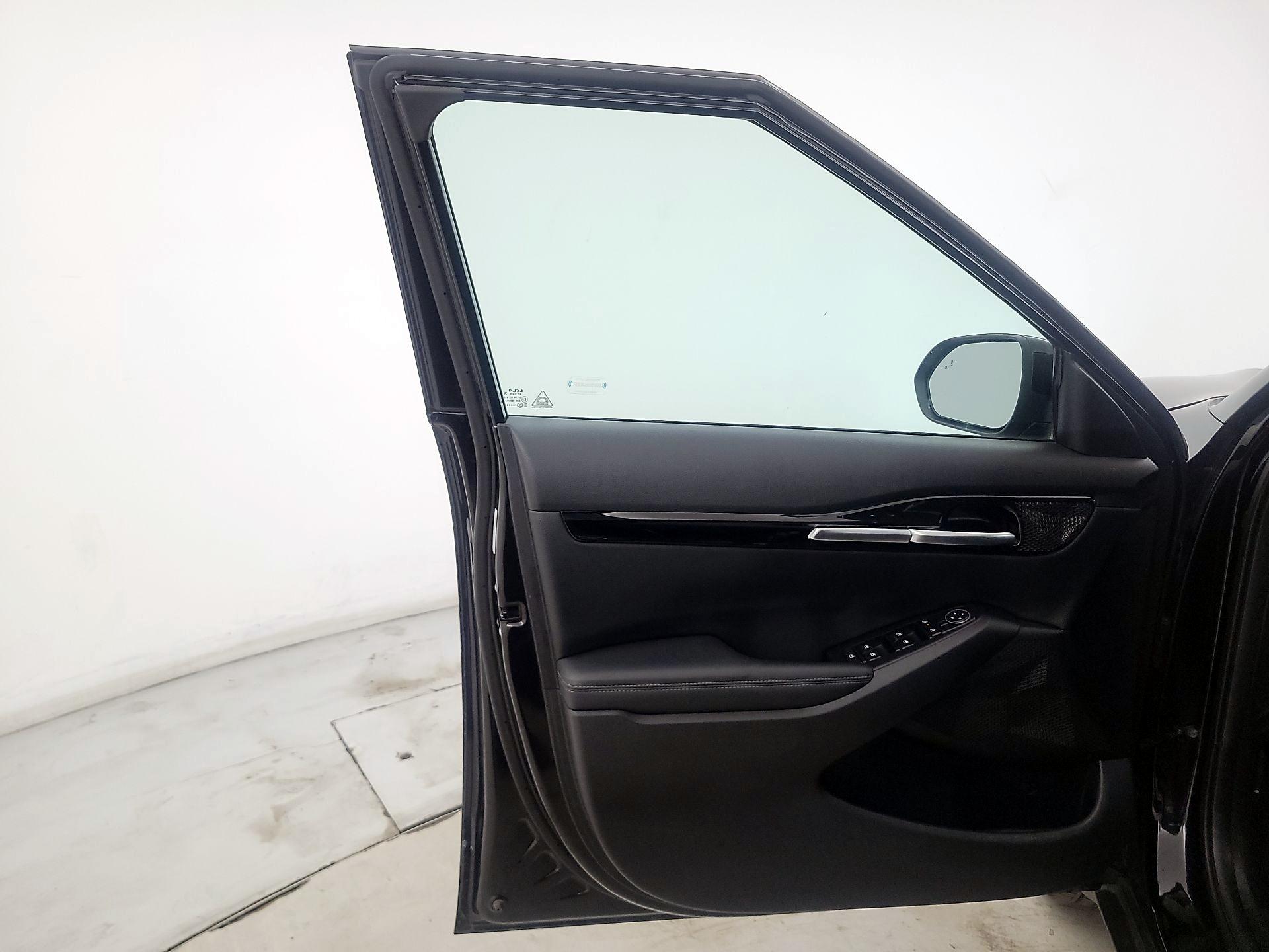 Thumbnail: 2024 Kia Seltos - 12