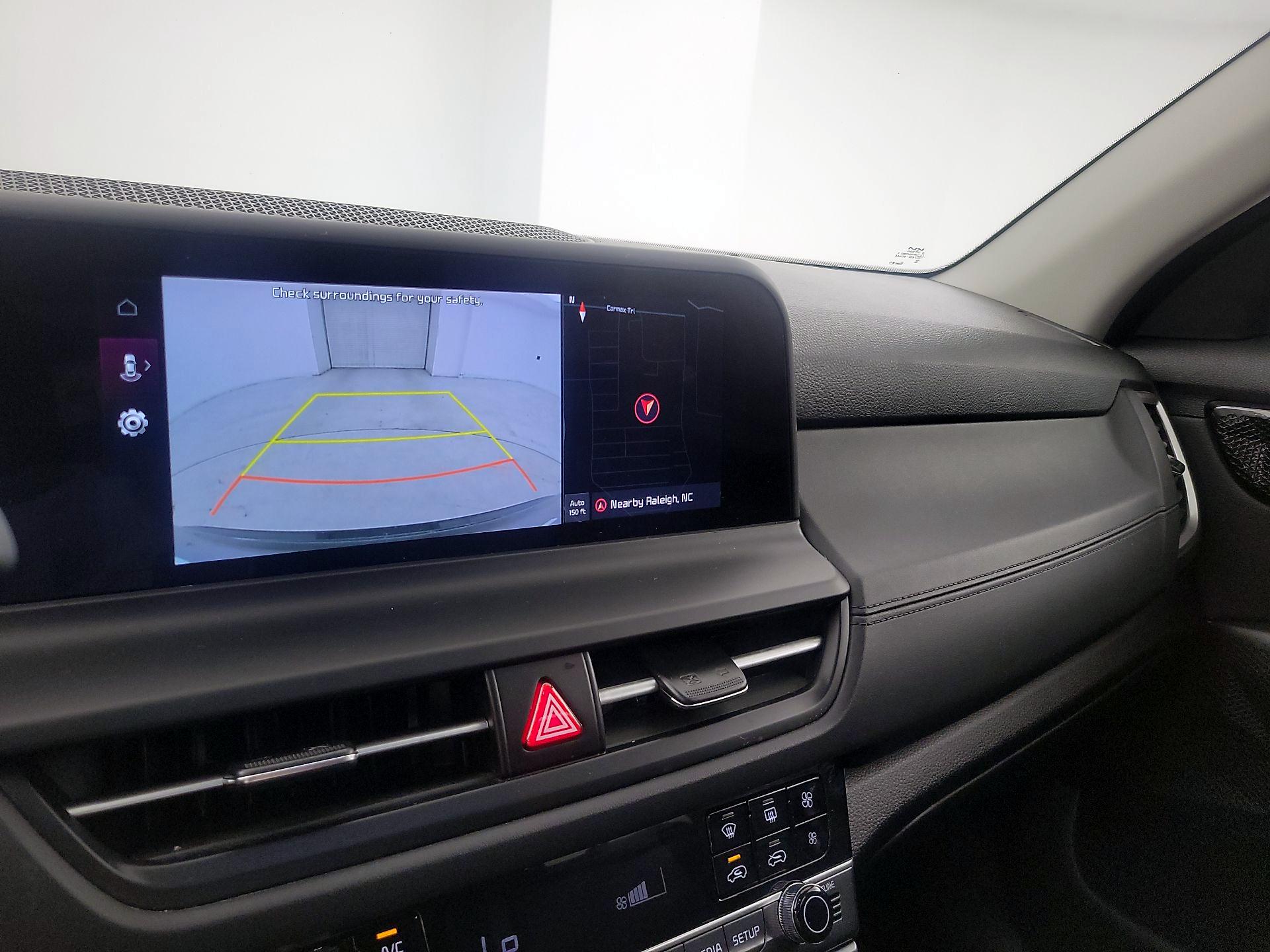 Thumbnail: 2024 Kia Seltos - 15