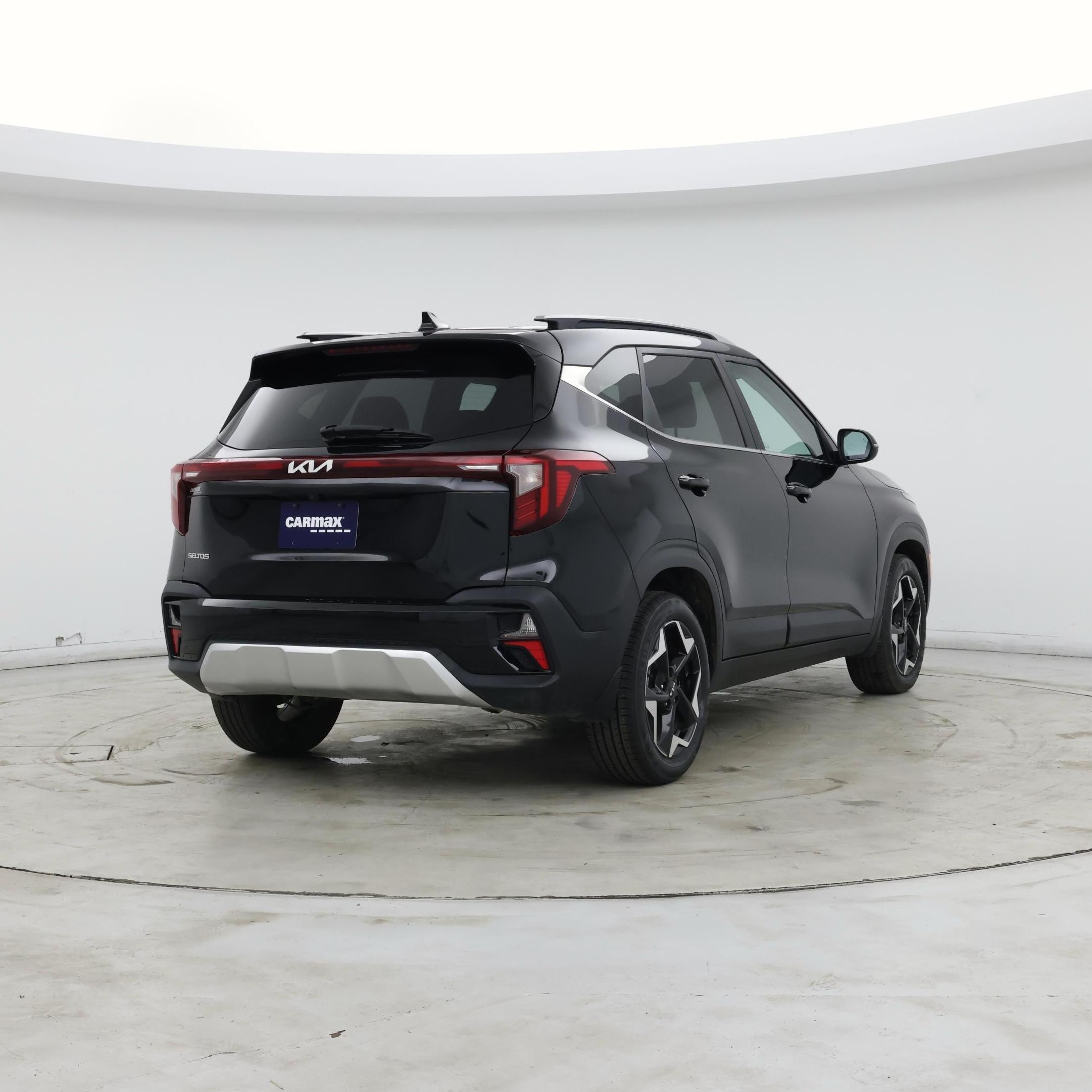 Thumbnail: 2024 Kia Seltos - 8