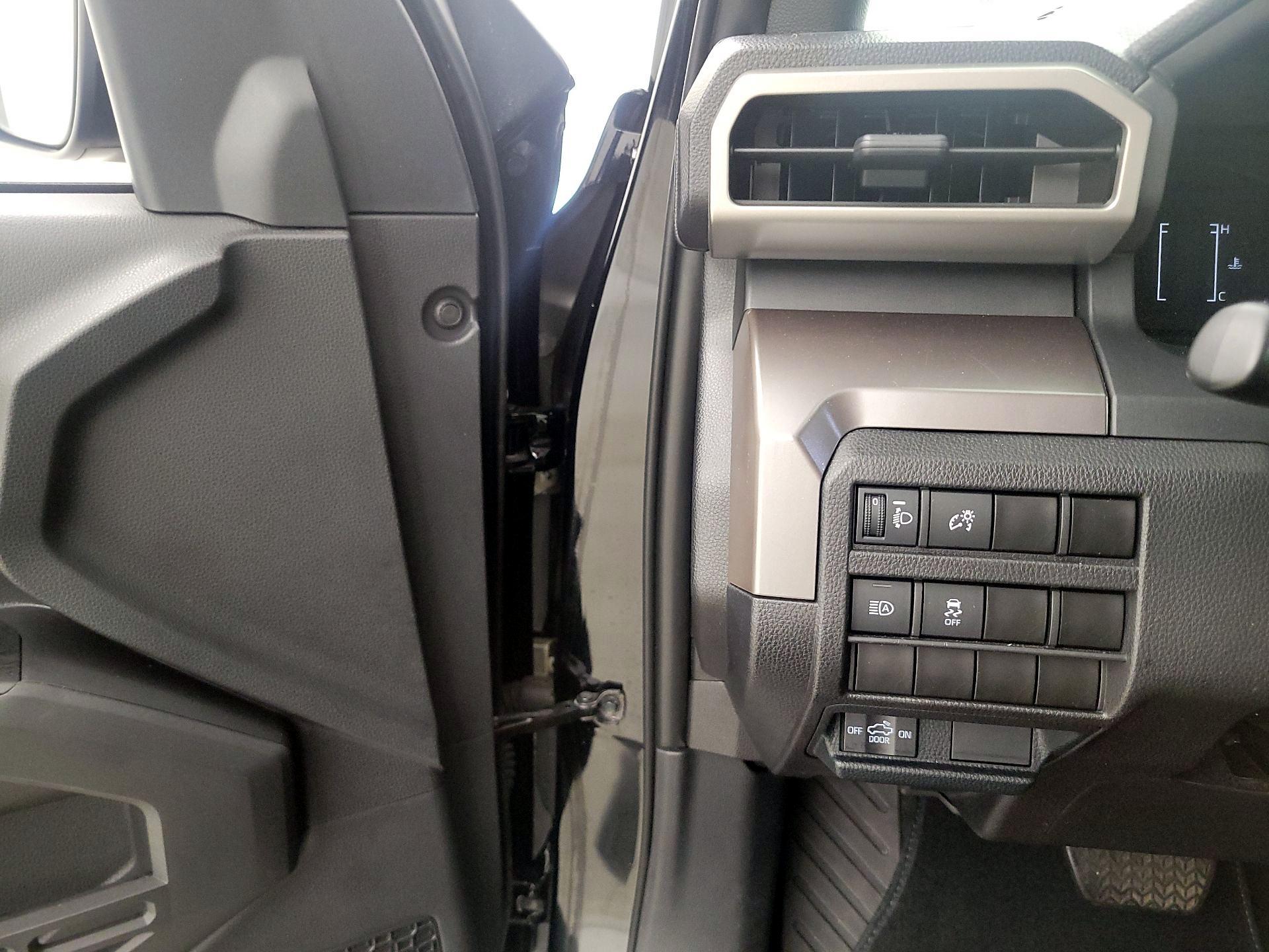 Thumbnail: 2024 Toyota Tacoma - 13