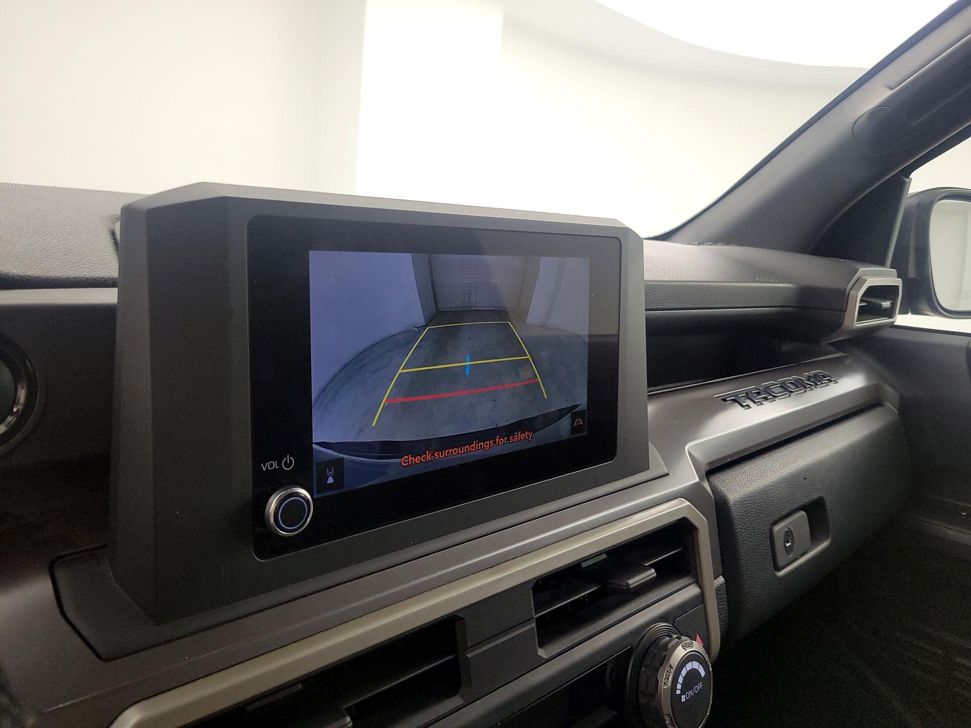 Thumbnail: 2024 Toyota Tacoma - 14