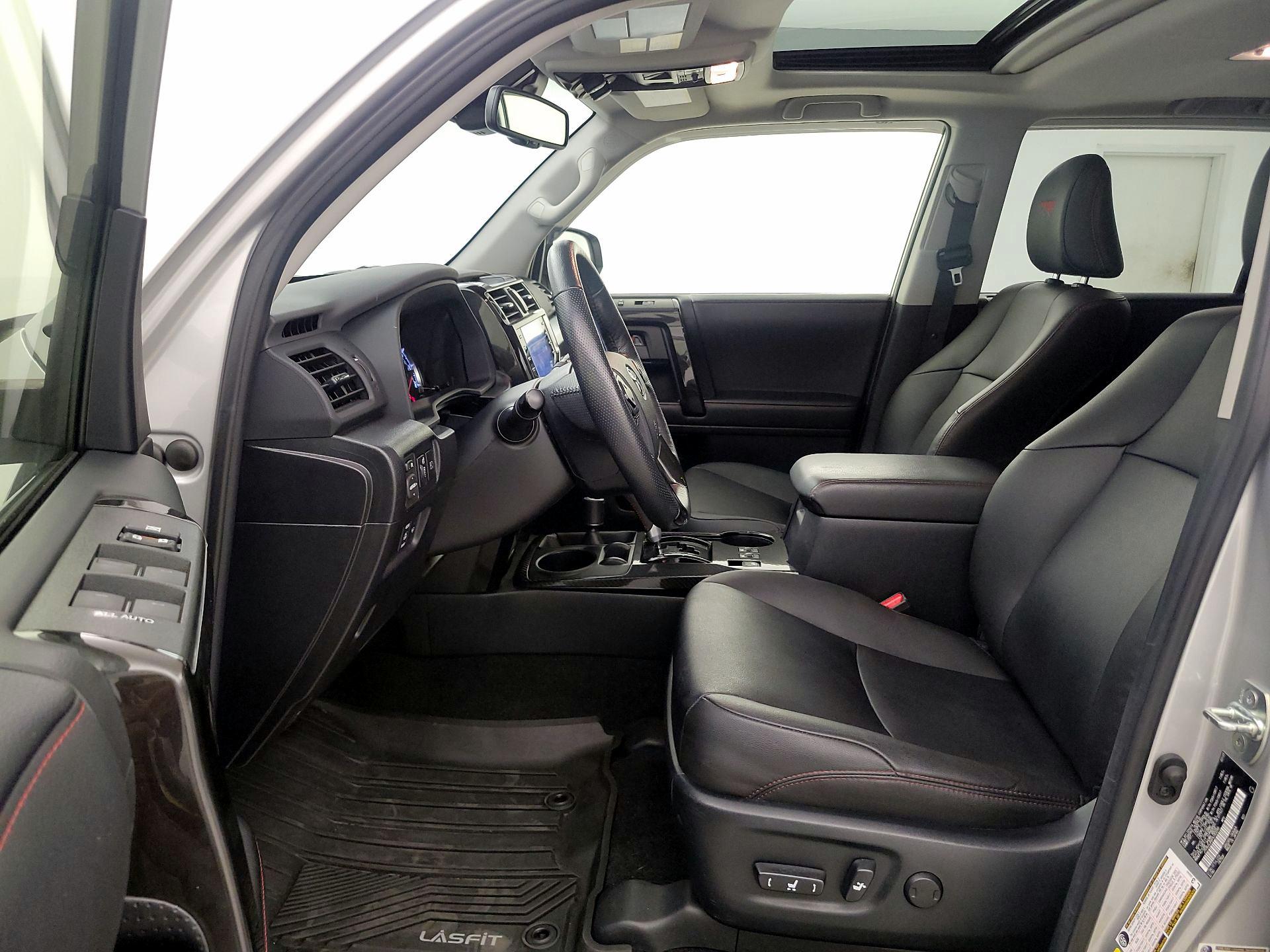 Thumbnail: 2023 Toyota 4Runner - 11