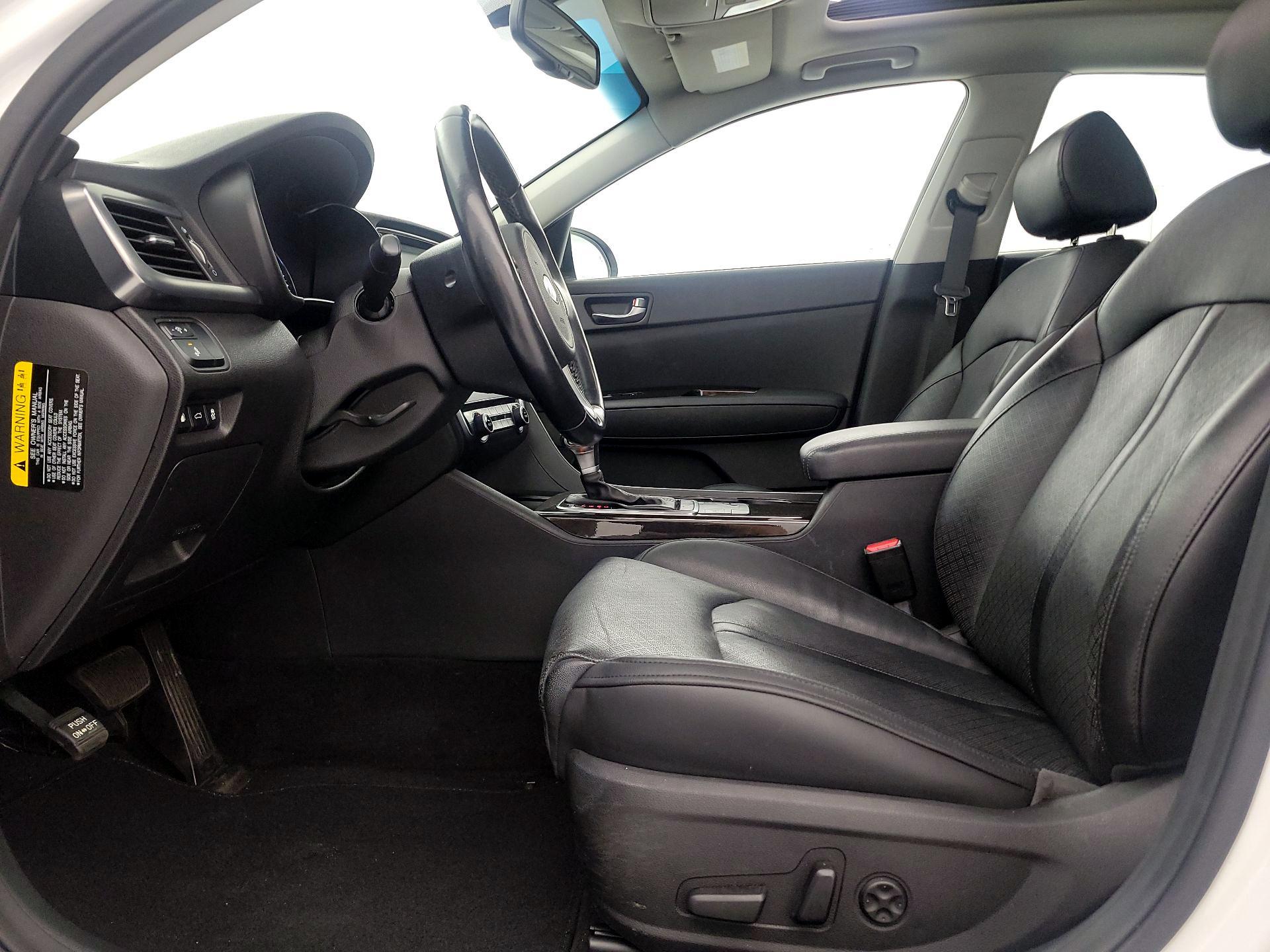 Thumbnail: 2016 Kia Optima - 11