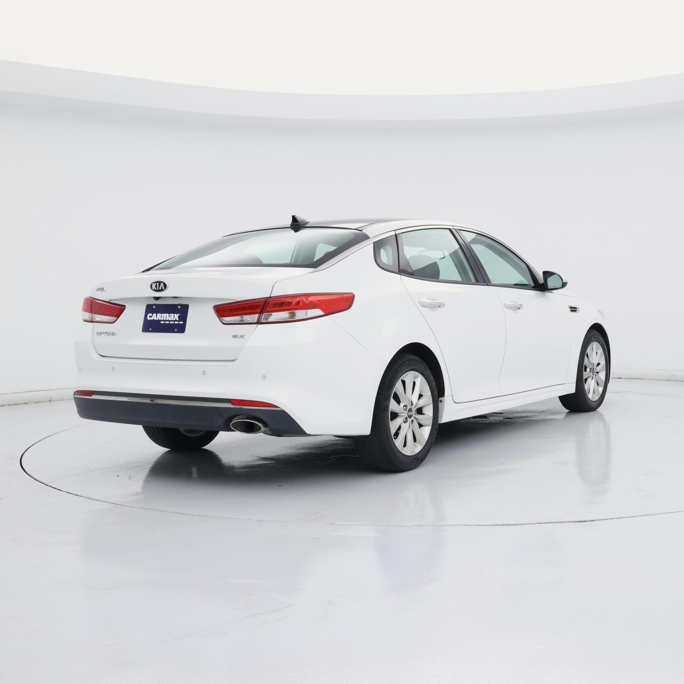 Thumbnail: 2016 Kia Optima - 8