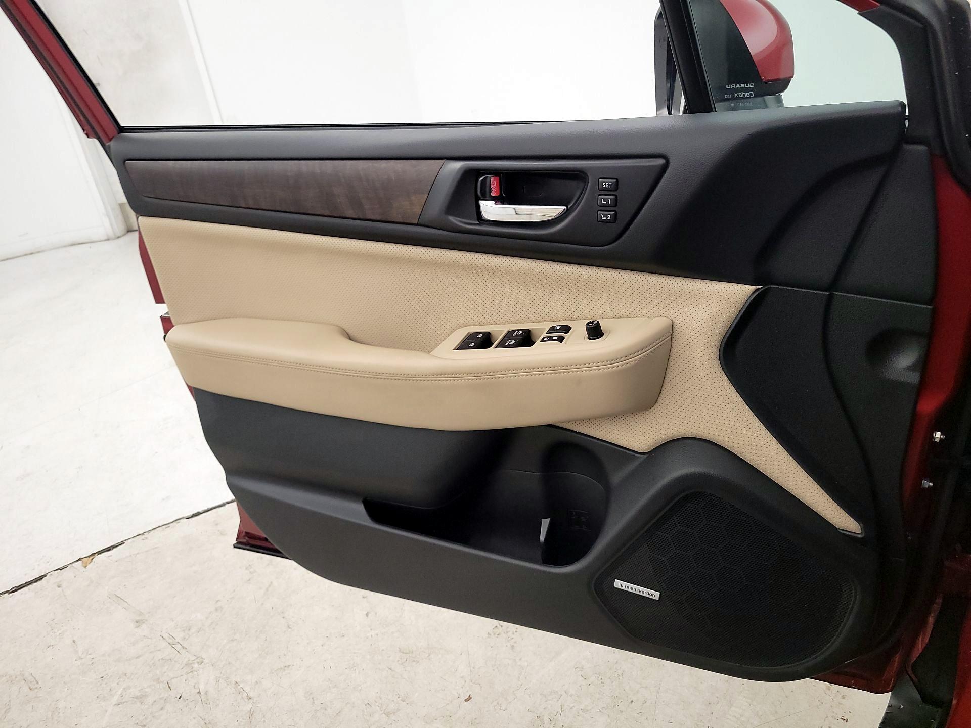 Thumbnail: 2016 Subaru Outback - 12